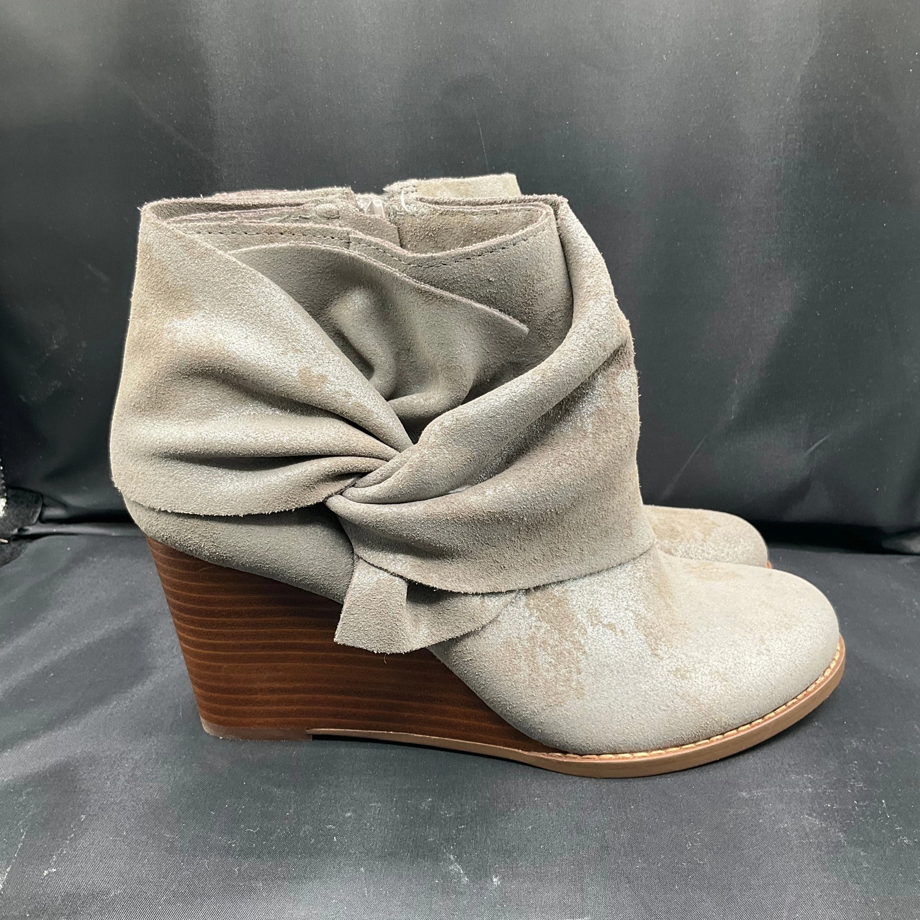 Eco Material Hiking Trails Boots Ankle Heels By Sole Society In Grey, Size: 8.5