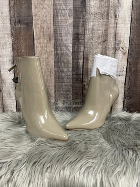 Boots Ankle Heels By Steve Madden In Taupe, Size: 8.5 Reinforced Form Backcountry Camper