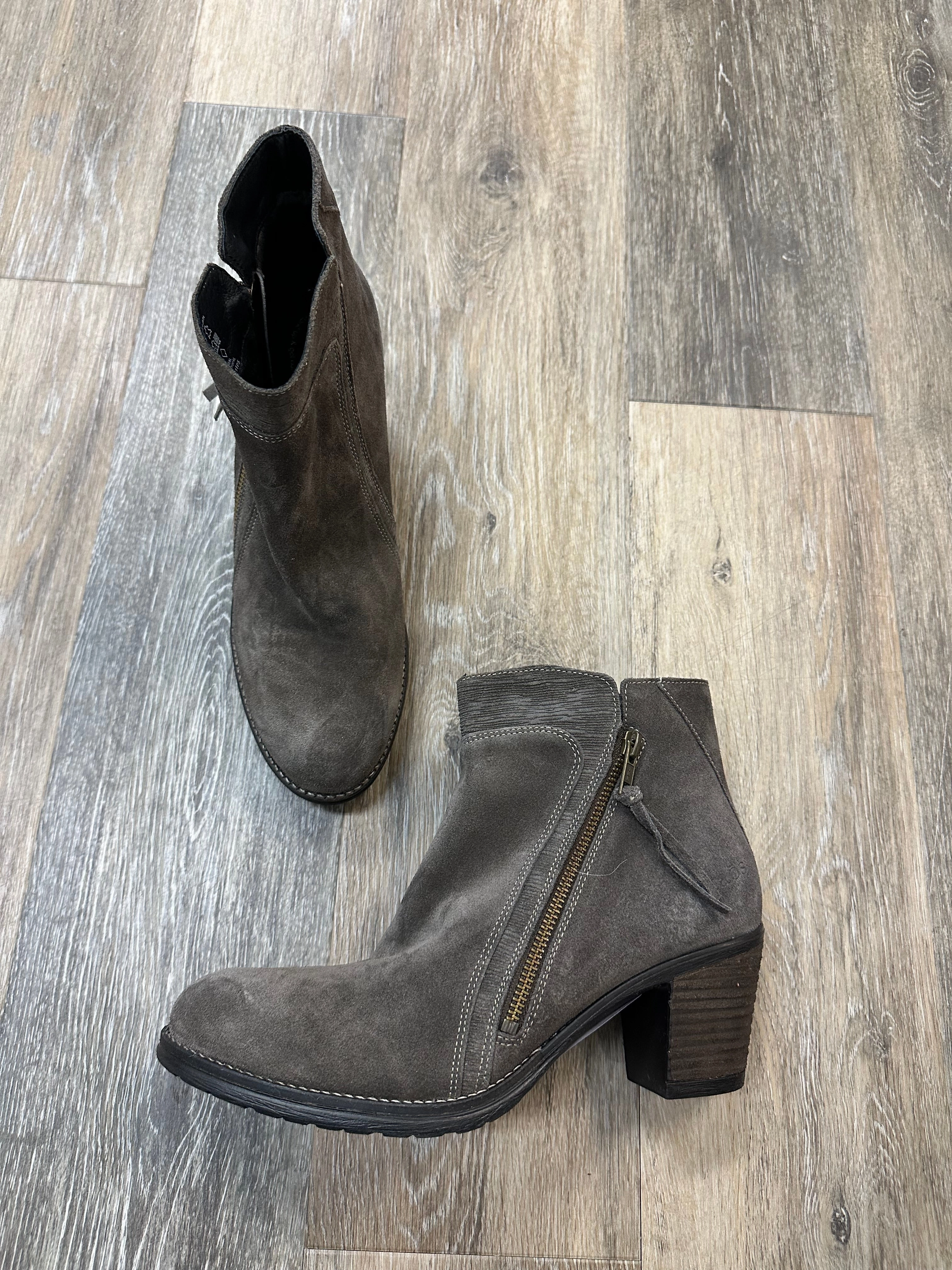 Boots Ankle Heels By Taos In Grey, Size: 10 Classic Color Comfort Gusset