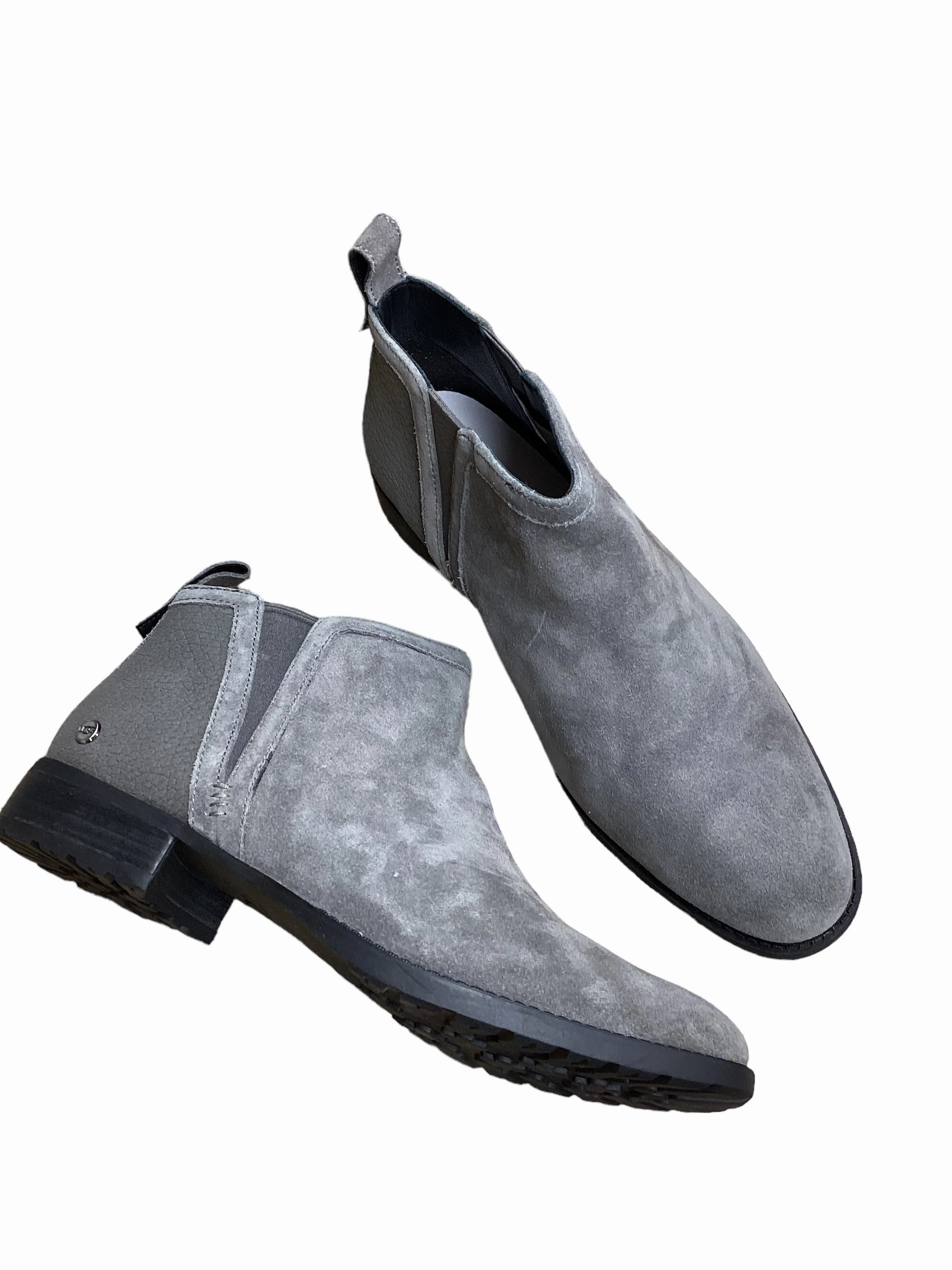 Breathable River Crossing Shopping Lover Boots Ankle Heels By Ugg  Size: 9
