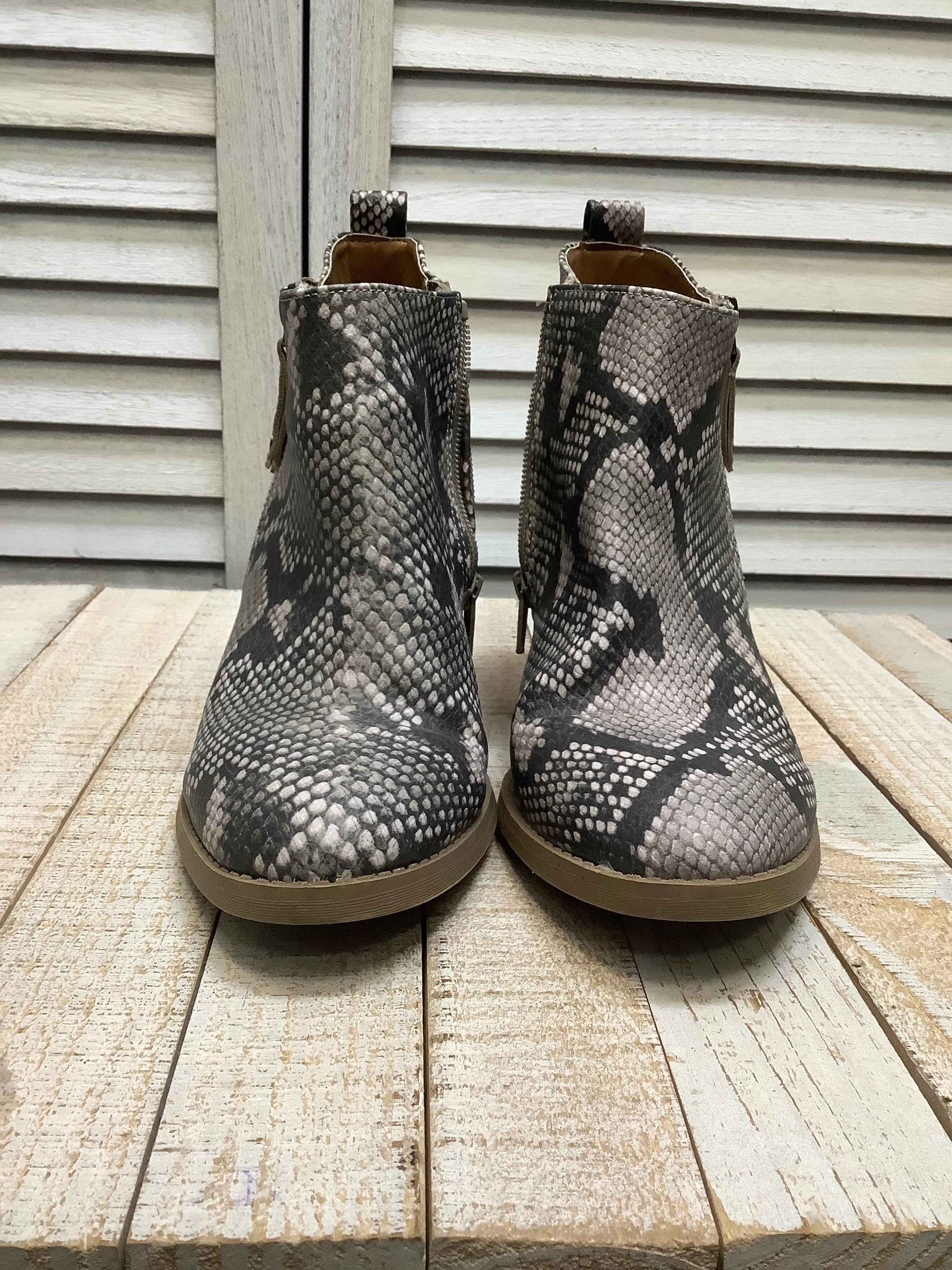 Picnic Boots Ankle Heels By Universal Thread In Snakeskin Print, Size: 7.5