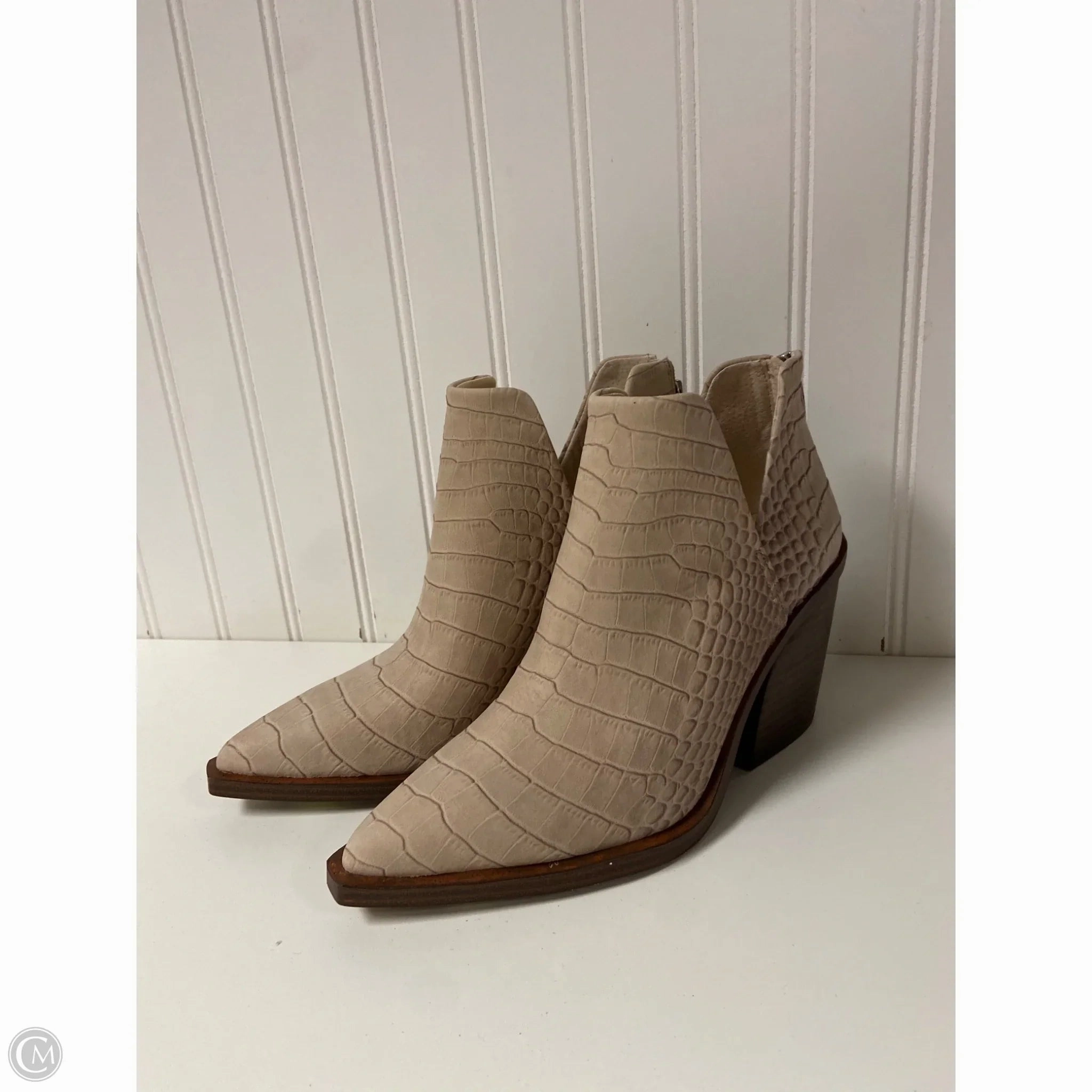 Boots Ankle Heels By Vince Camuto In Snakeskin Print, Size: 7 Mountain Side