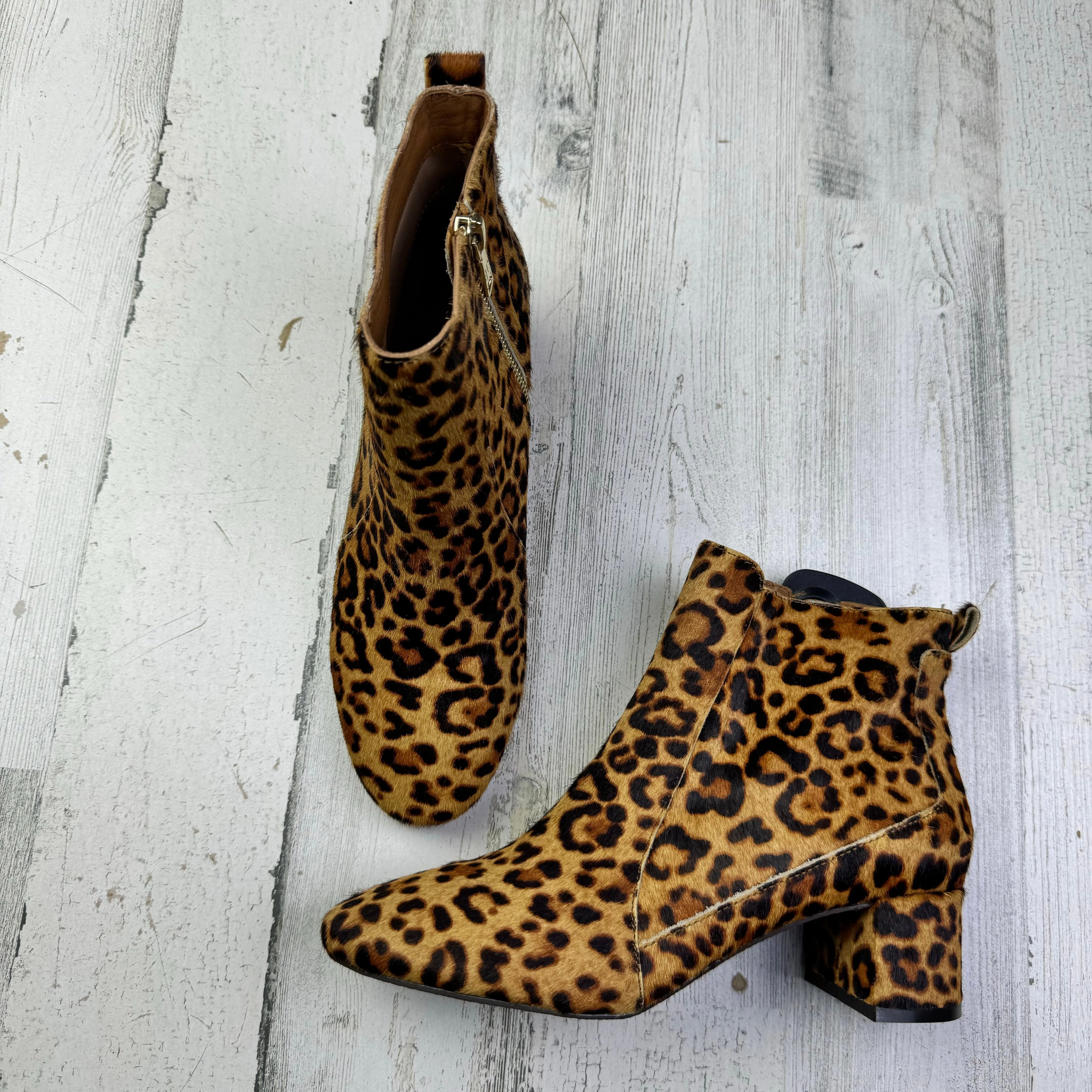 Subtle design Travel Ready Boots Ankle Heels By Jack Rogers In Animal Print, Size: 7