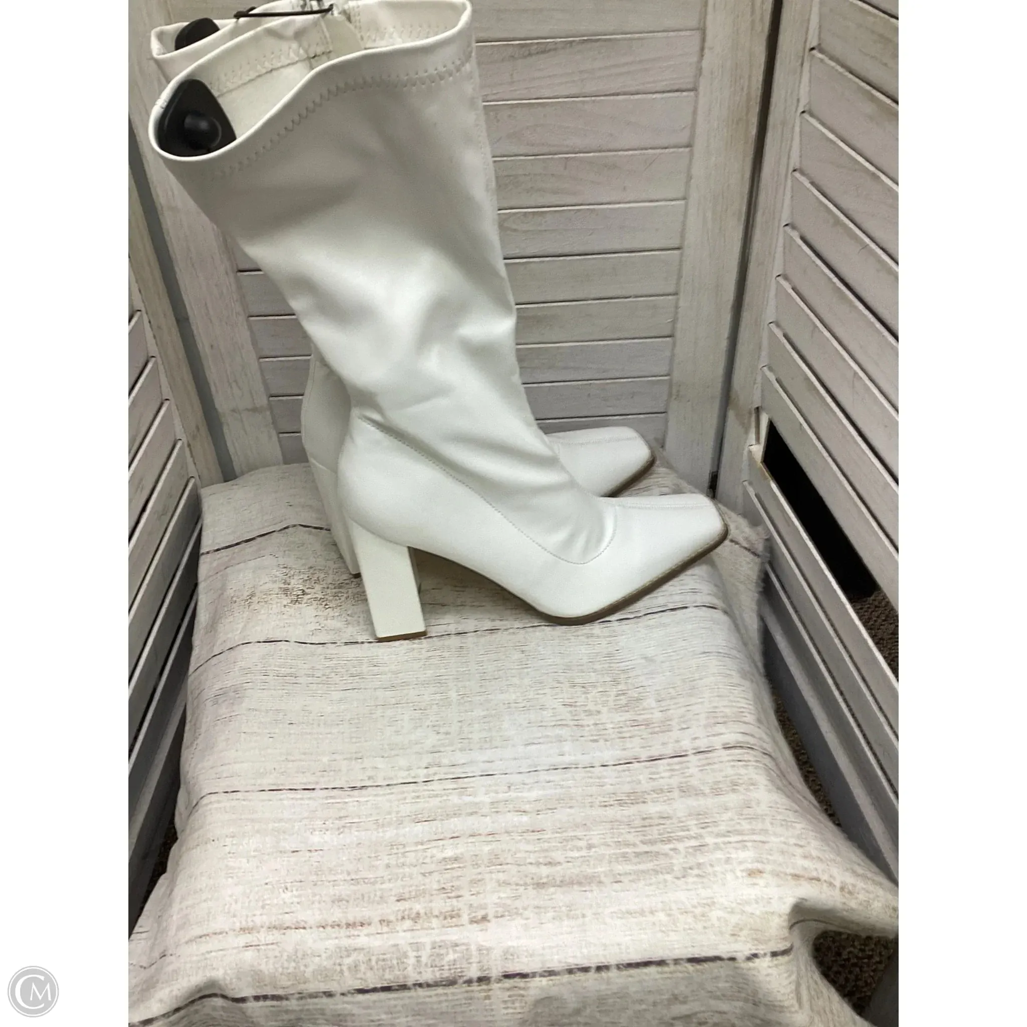 Work-Ready Look Boots Mid-calf Heels By Clothes Mentor In White, Size: 11