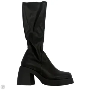 Trendy Comfort High Heel Boots Knee Heels By Steve Madden In Black, Size: 8