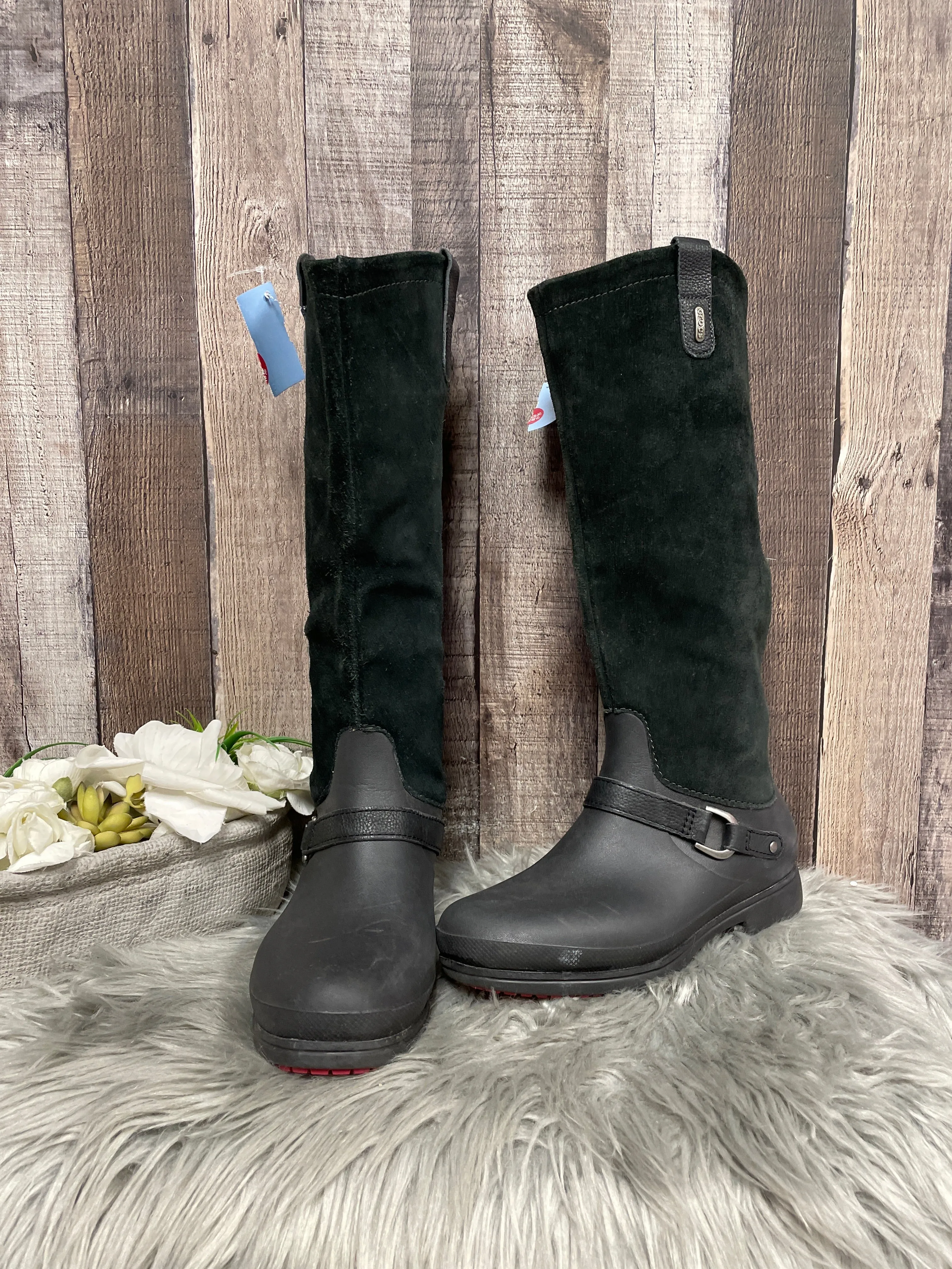 Mid Heel Comfort Walk Boots Knee Flats By Crocs In Black, Size: 7