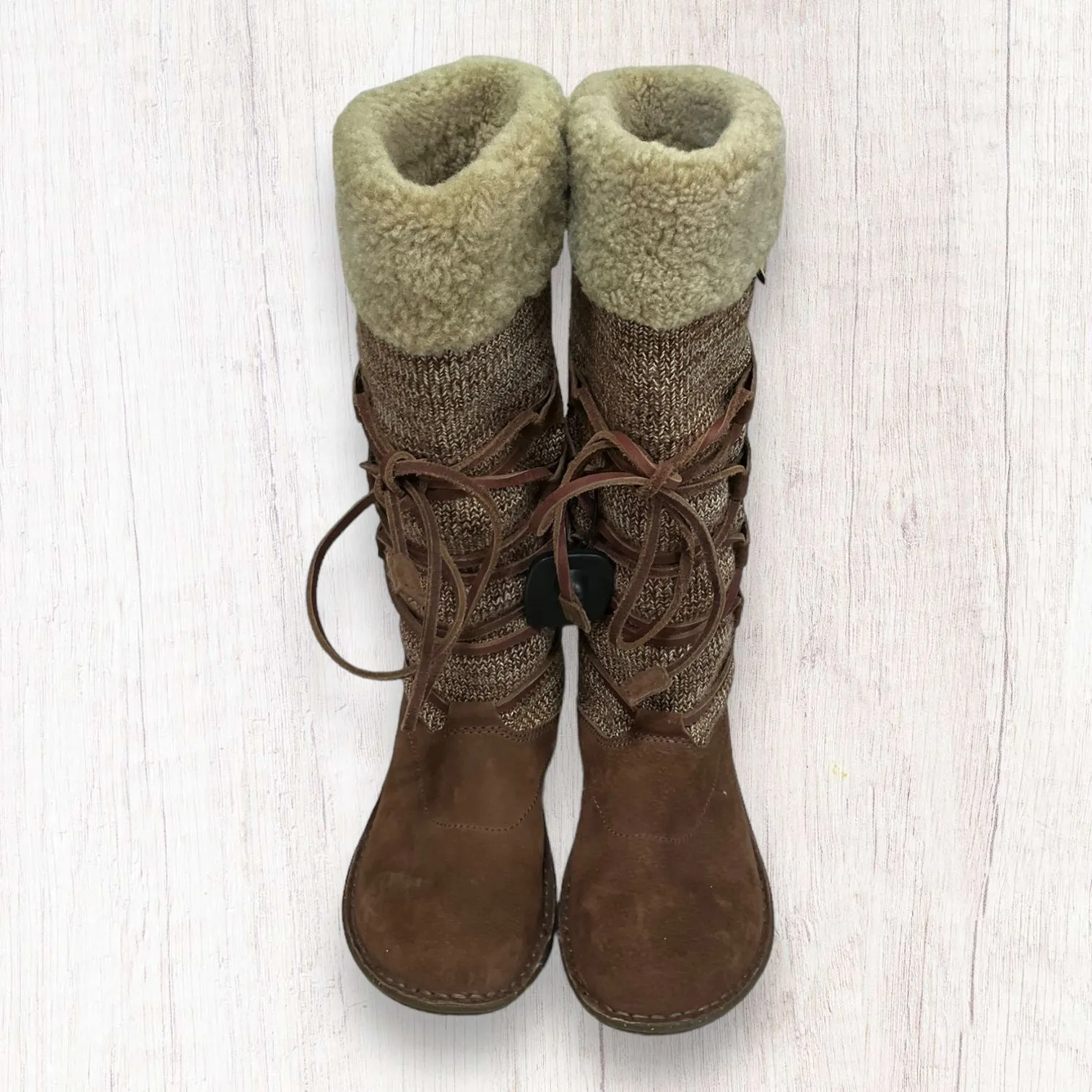 Layer Match Cold Outfit Brown Boots Mid-calf Flats Ugg, Size 7