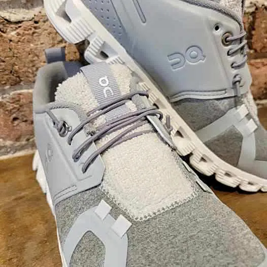 Cloud 5 Terry W Glacier|White
