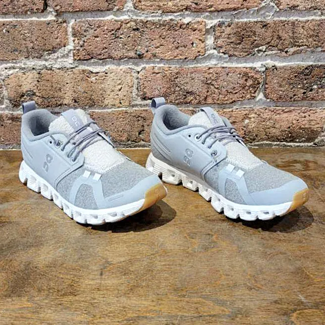 Cloud 5 Terry W Glacier|White