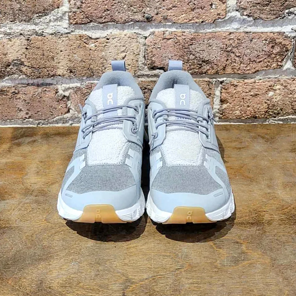 Cloud 5 Terry W Glacier|White