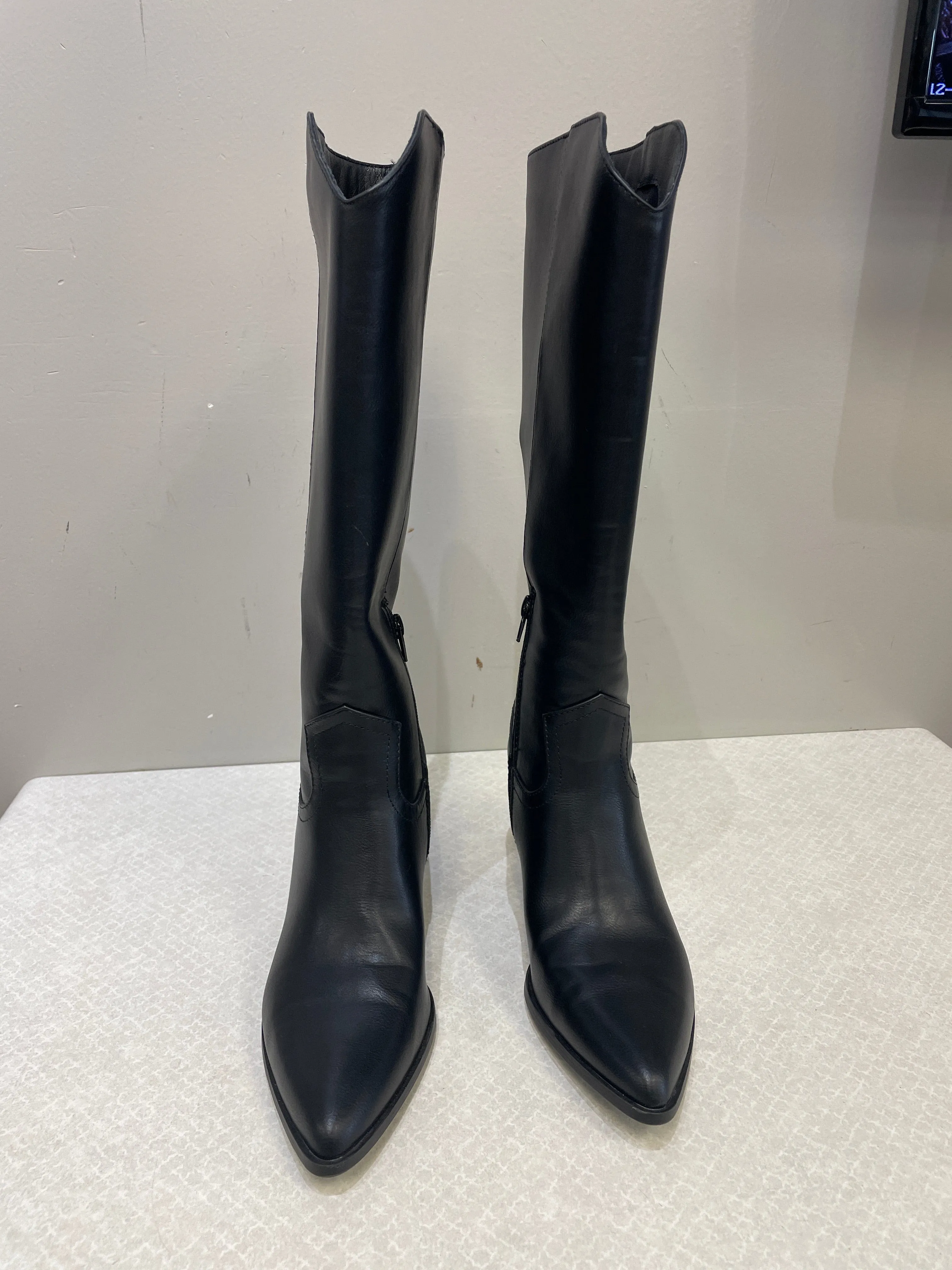 Comfortable Boots Boots Knee Heels By Indigo Rd In Black, Size: 8