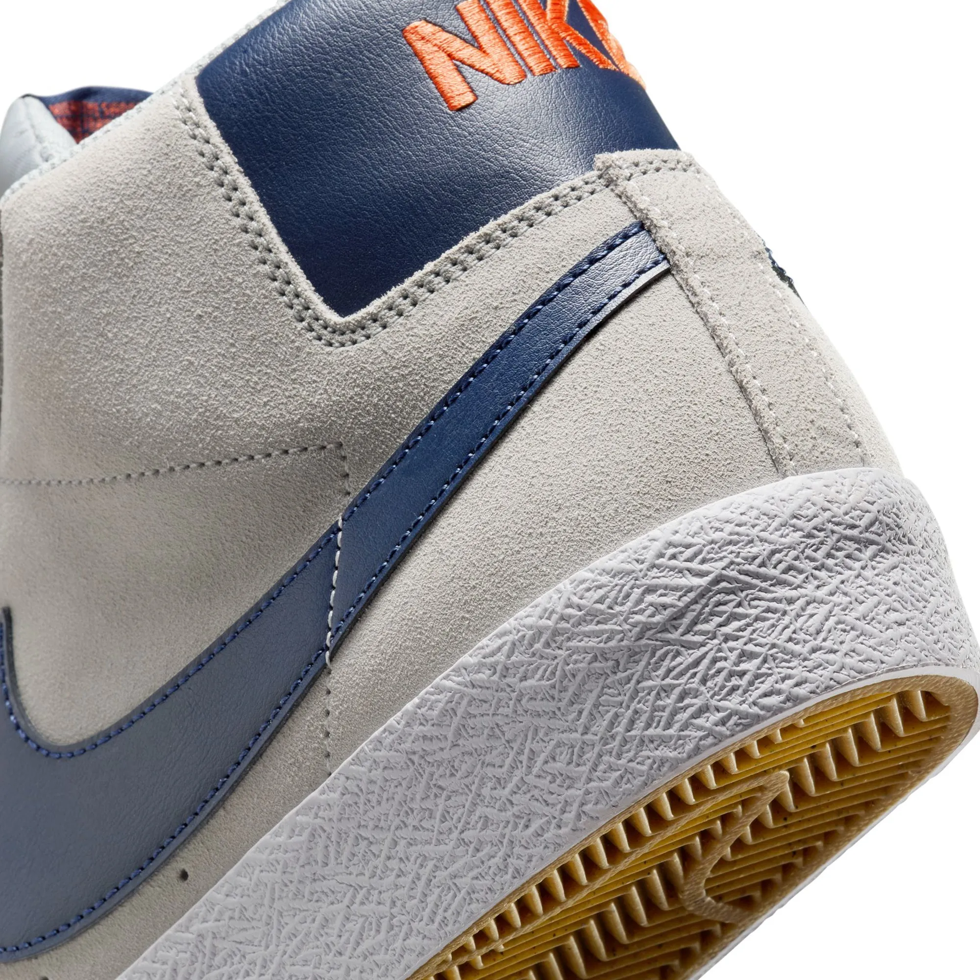 joggers Nike SB Mens Zoom Blazer Mid Shoes