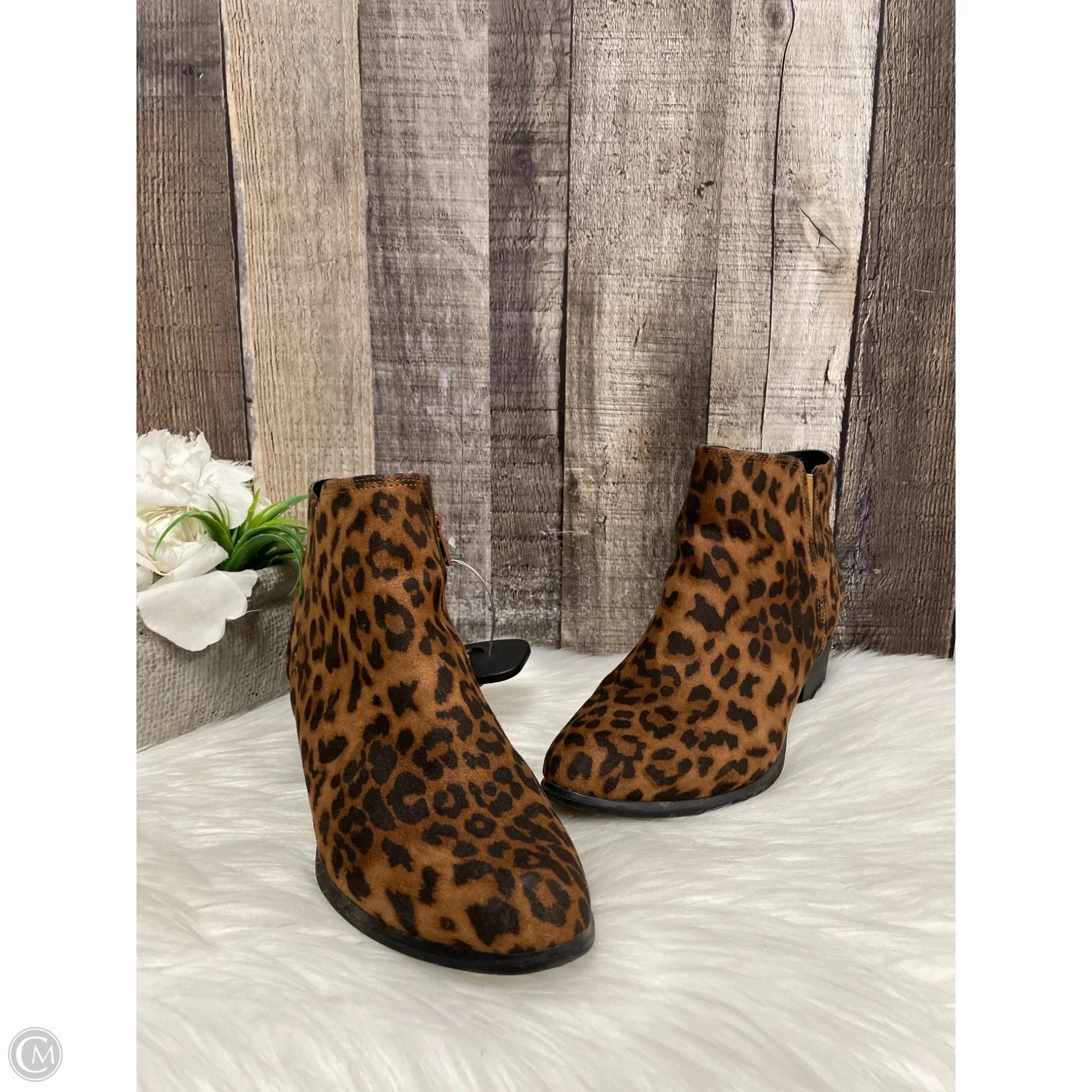 Boots Ankle Flats By Unionbay In Animal Print, Size: 7 Feather Light Snow Trekker