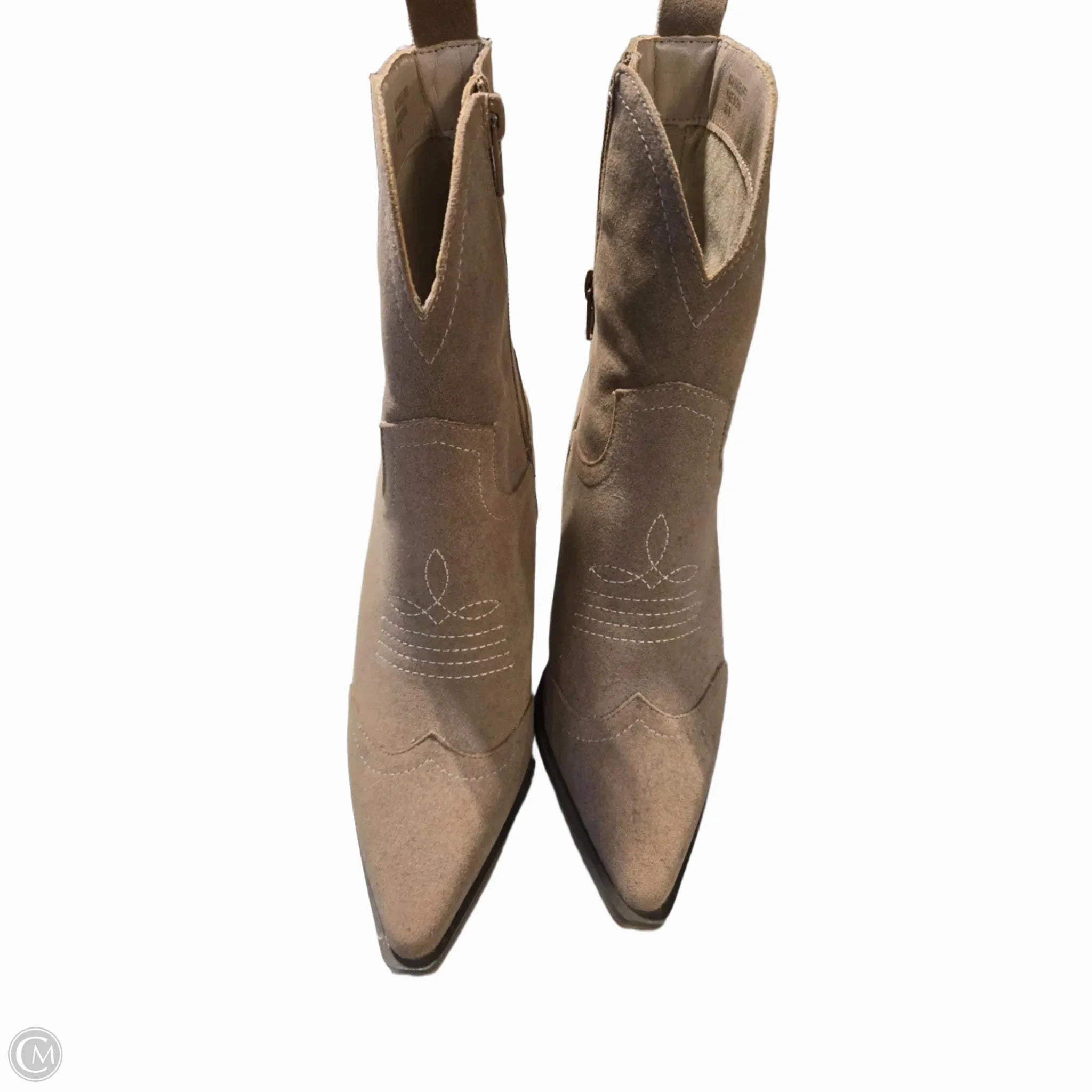 Flexible Frame Snowy Path Boots Ankle Heels By Cma In Tan, Size: 6