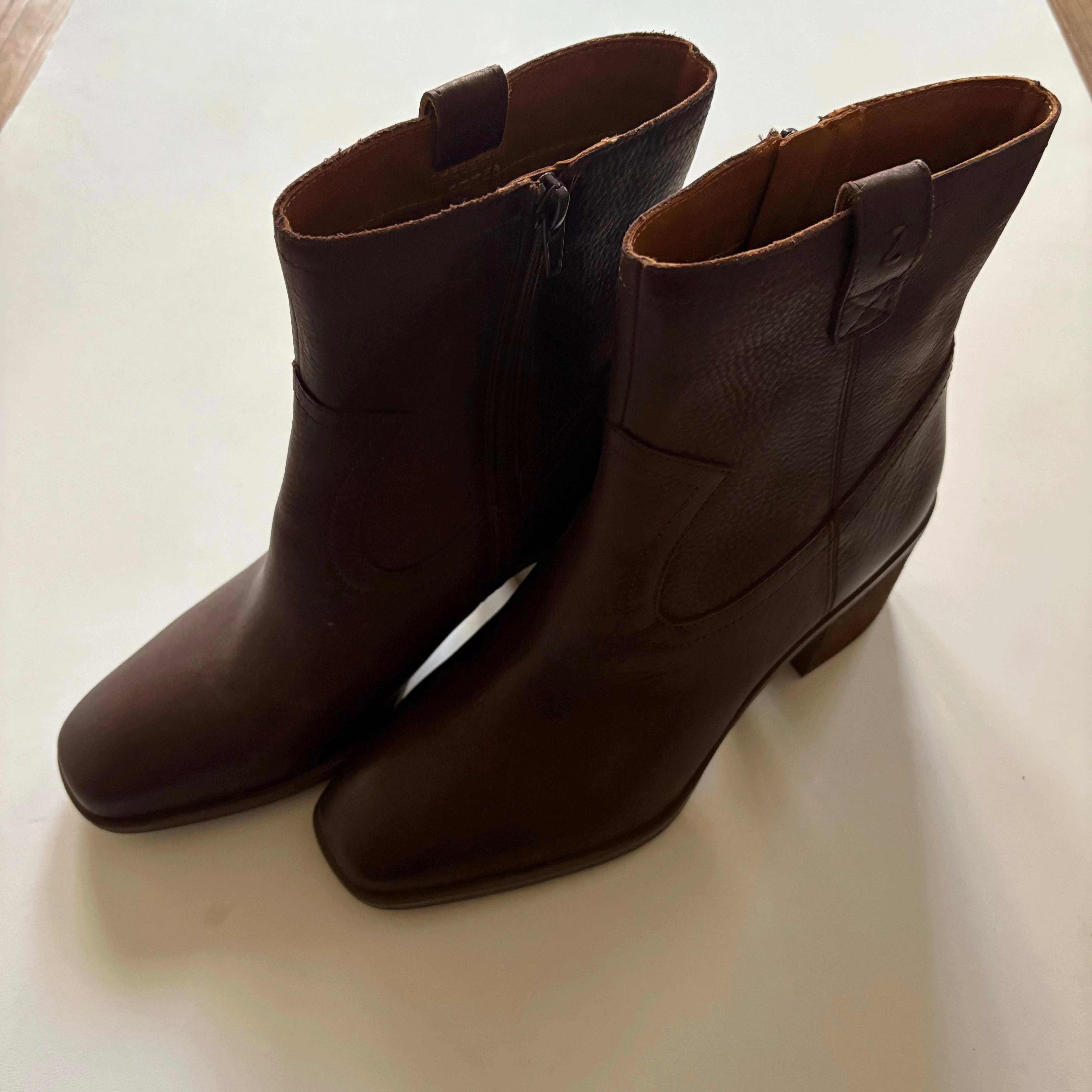 Boots Ankle Heels By Zodiac In Brown, Size: 8.5 Seamless Comfort Urban Commute Padded Collar Support