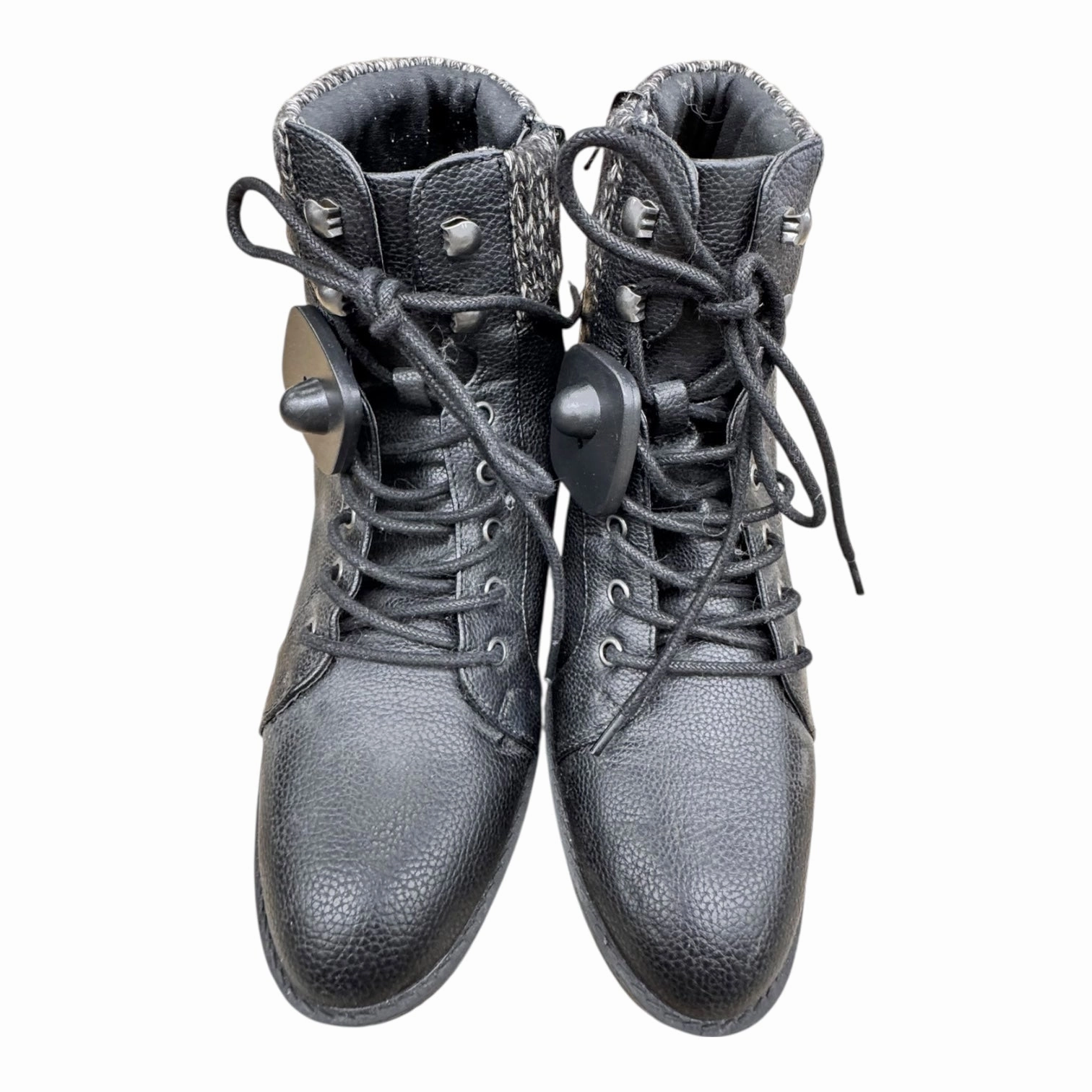 Low Profile Silhouette Boots Ankle Heels By Style And Company In Black, Size:8.5