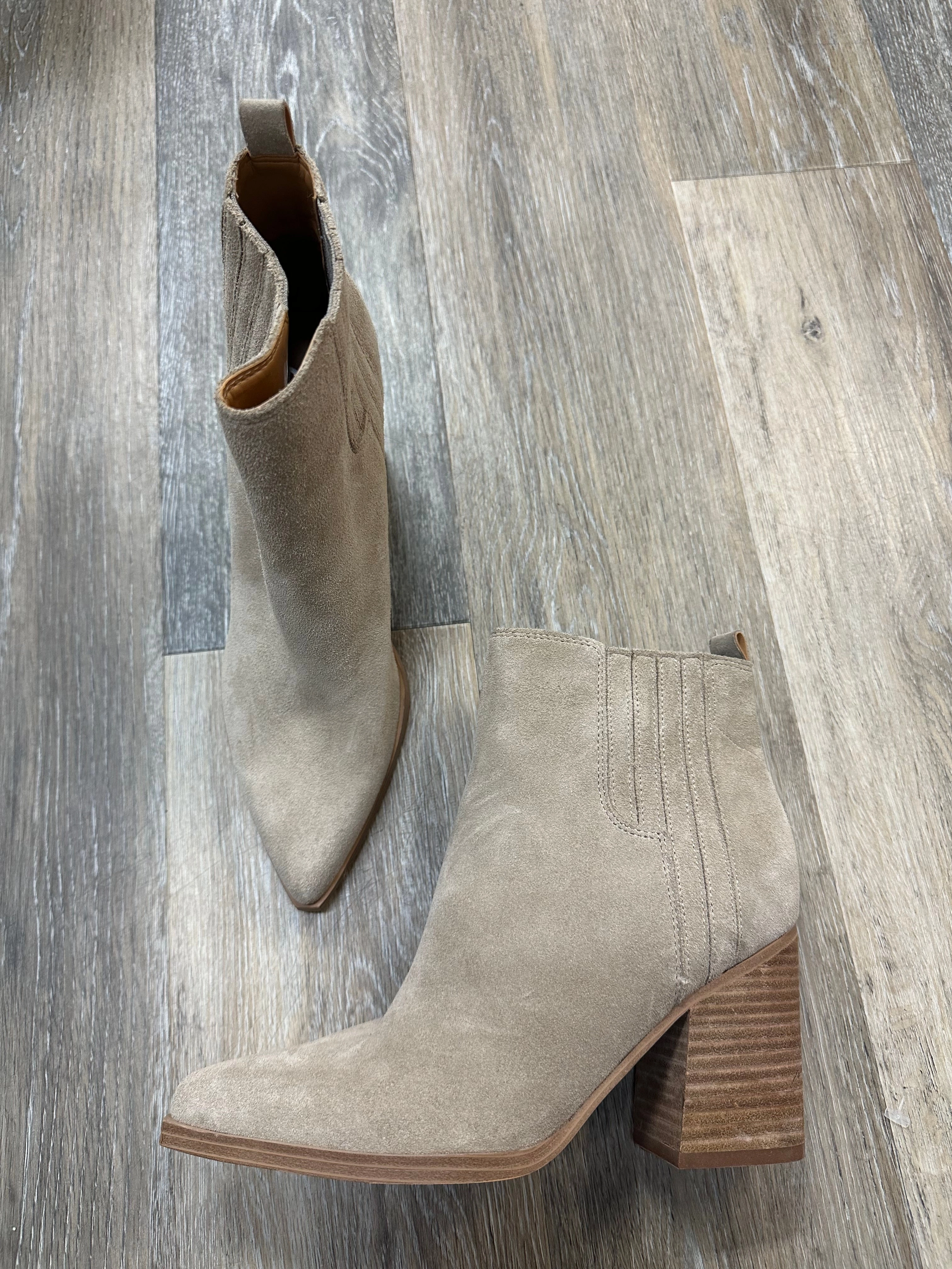 Boots Ankle Heels By Marc Fisher In Beige, Size: 8 Multi Purpose Comfortable Support