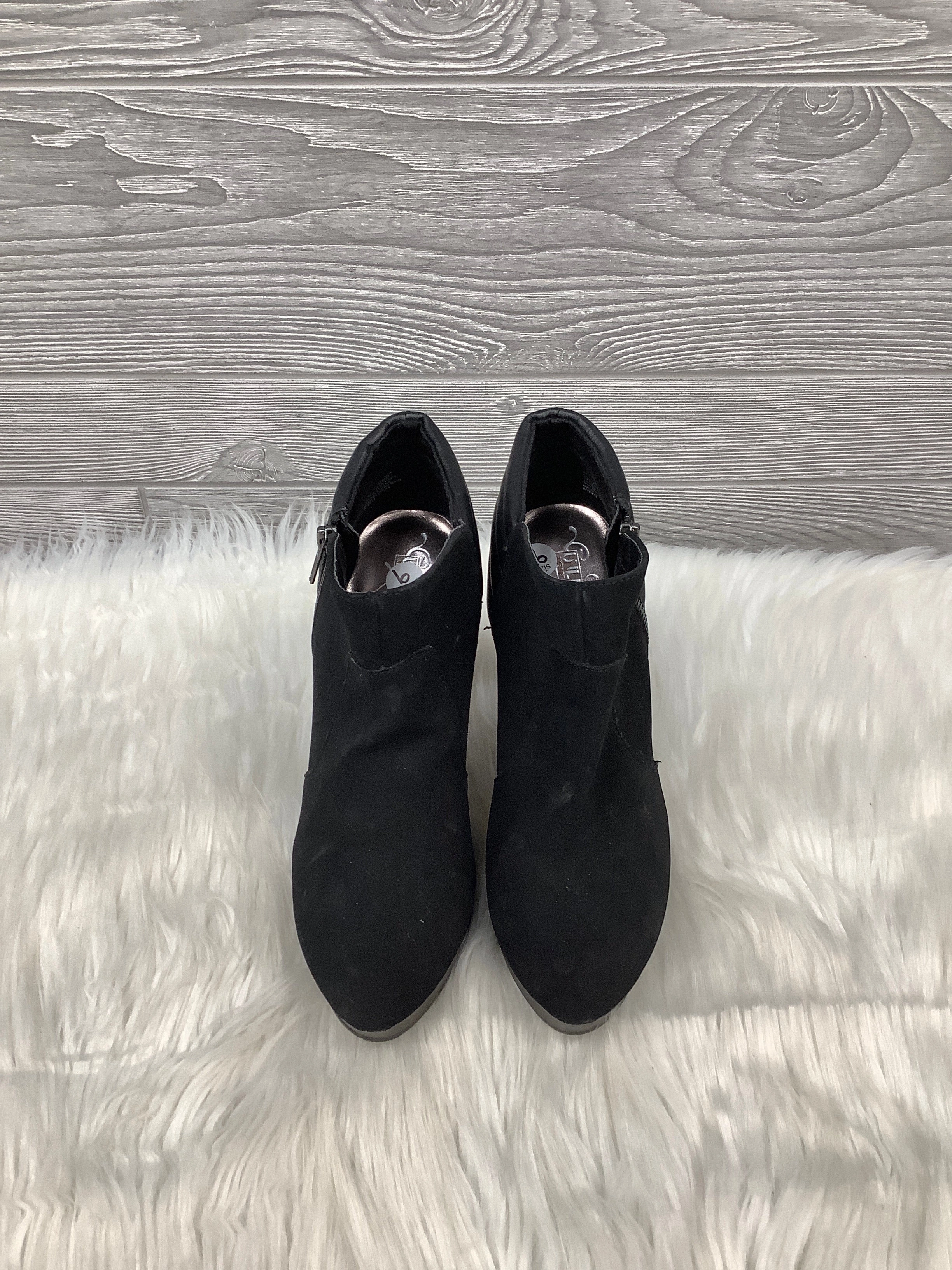 Boots Ankle Heels By Unlisted In Black, Size: 9 Eco Material River Crossing