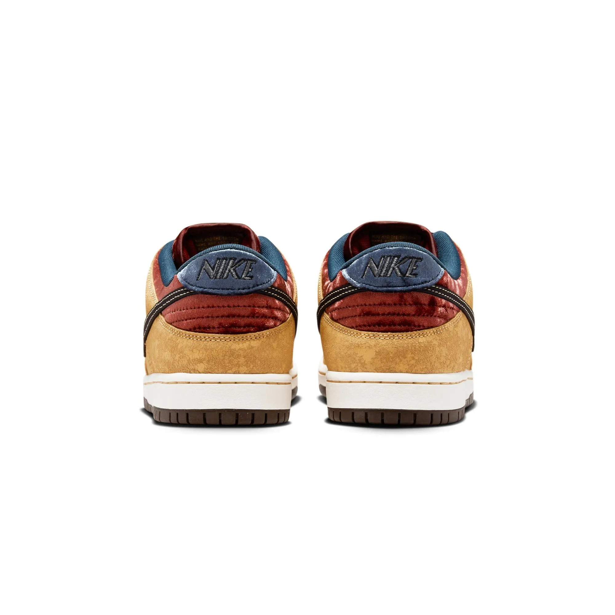 Nike SB Mens Dunk Low "City of Cinema" Shoes Energy Return Technology