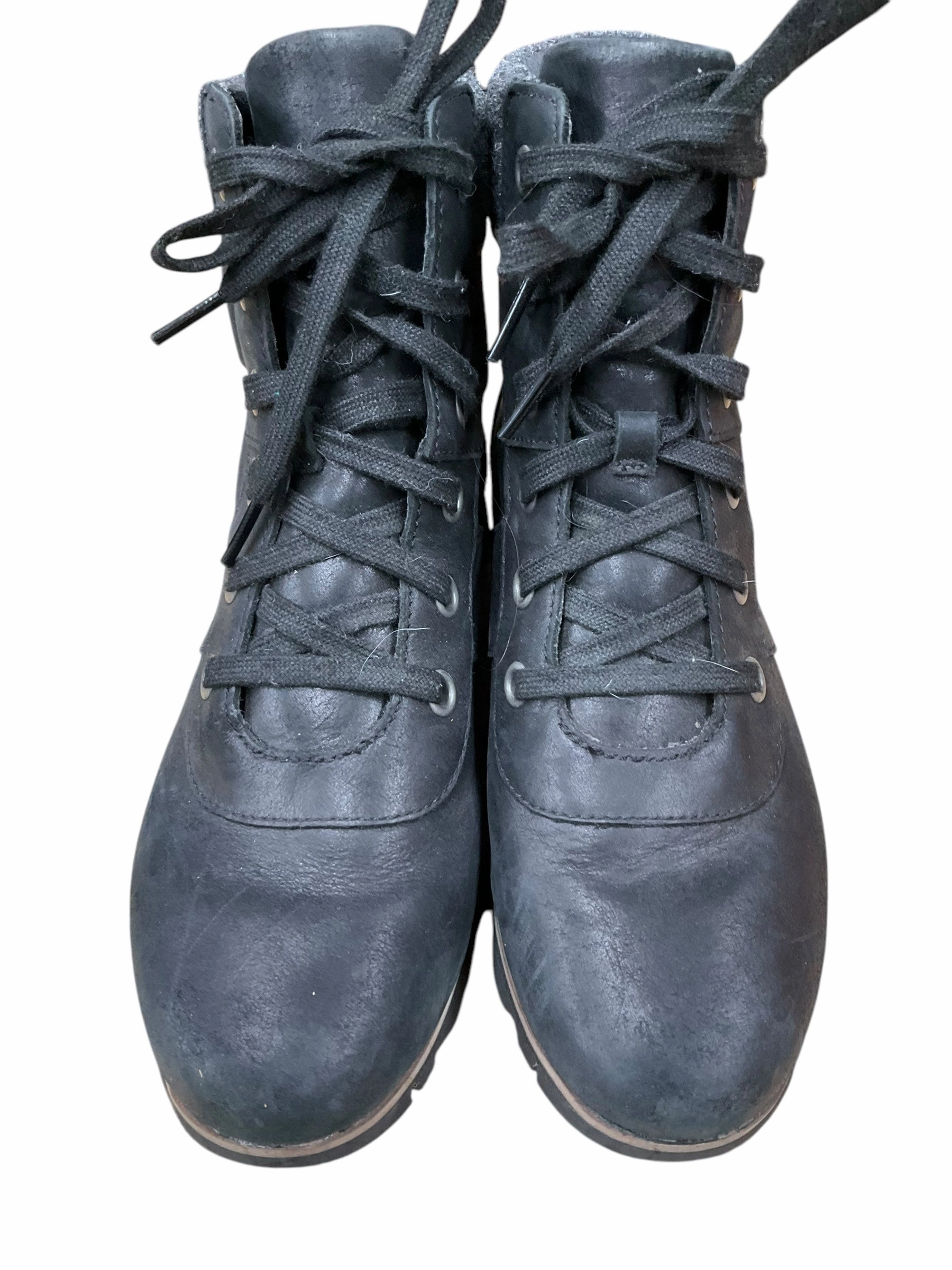 Snowy Environment Boots Ankle Flats By Sorel In Black, Size: 8.5