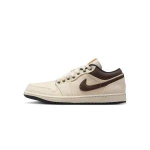 running with a sports bra Air Jordan 1 Low Premium Shoes