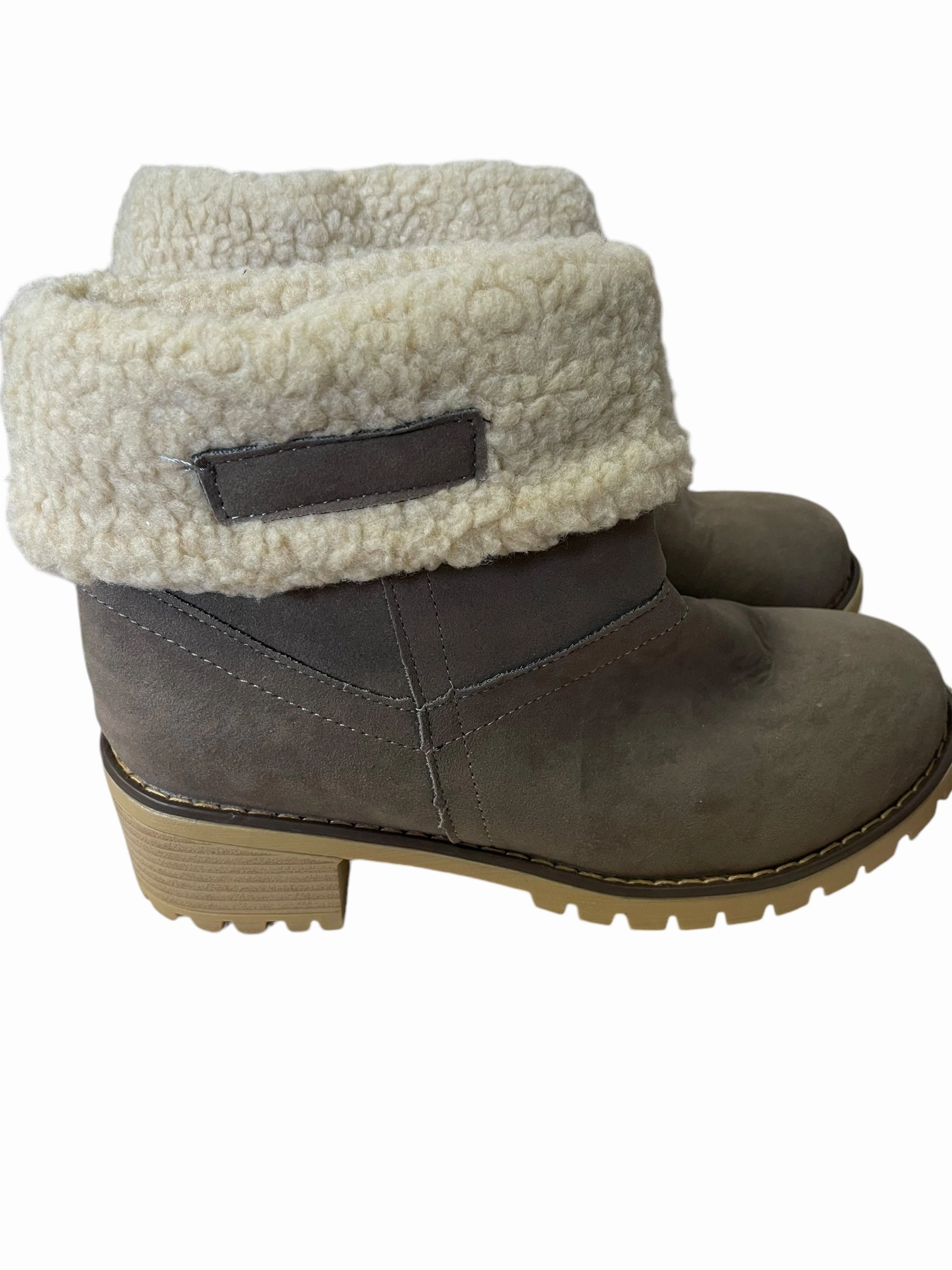 Boots Ankle Heels By Clothes Mentor In Grey, Size: 7 Shock   Absorbing