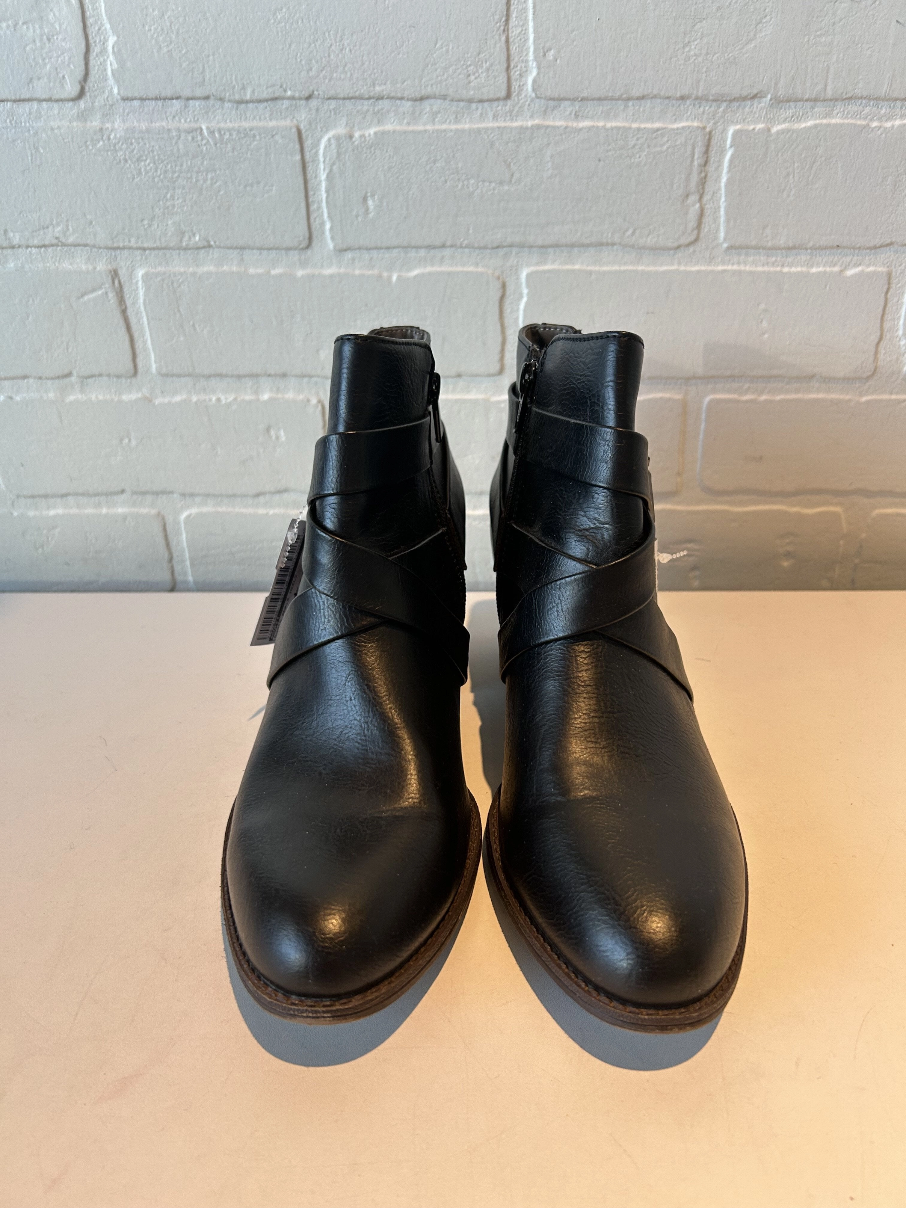 Lace-Up Design Vintage Style Boots Ankle Heels By Sofft  Size: 9.5