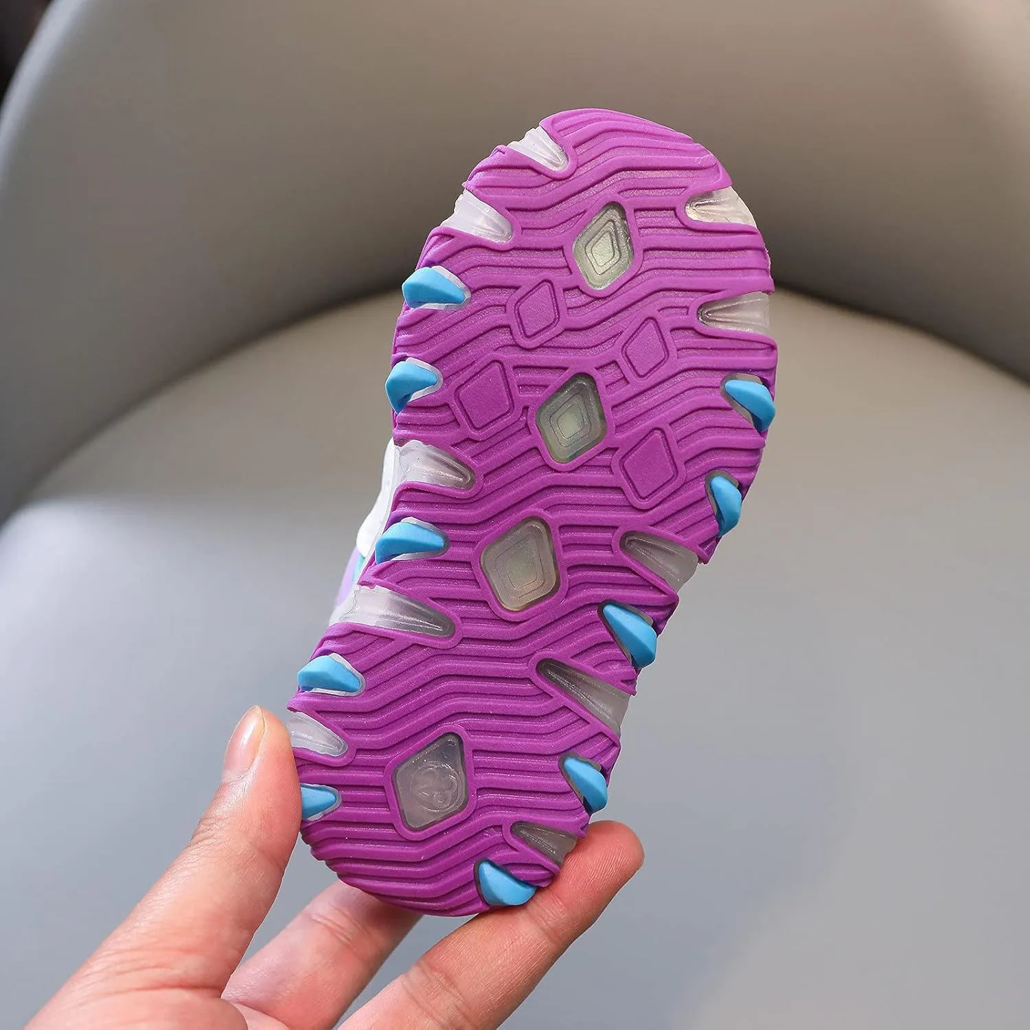 EnJoCho Kids Running Shoes Girls Led Children Luminous Sport Kids Baby Shoes Light Boys Bling Baby Shoes Breathable