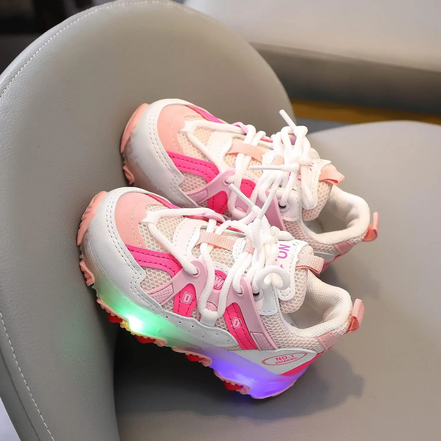 EnJoCho Kids Running Shoes Girls Led Children Luminous Sport Kids Baby Shoes Light Boys Bling Baby Shoes Breathable