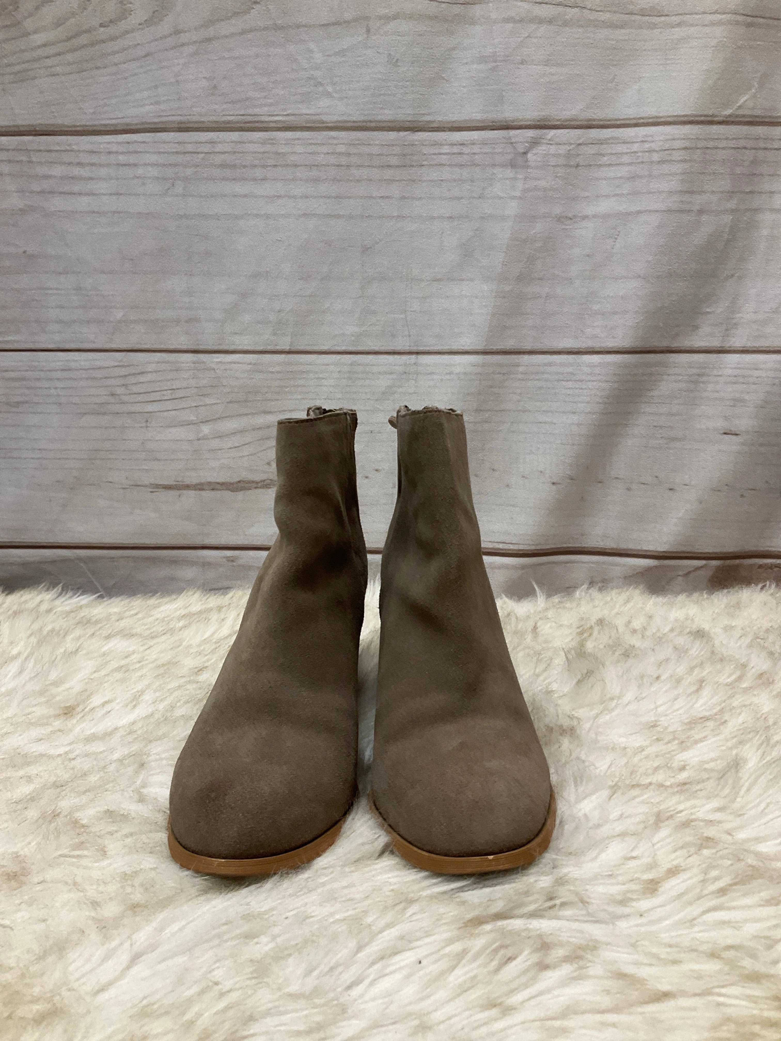 Boots Ankle Heels By Cmc  Size: 9 Ventilation Perforations