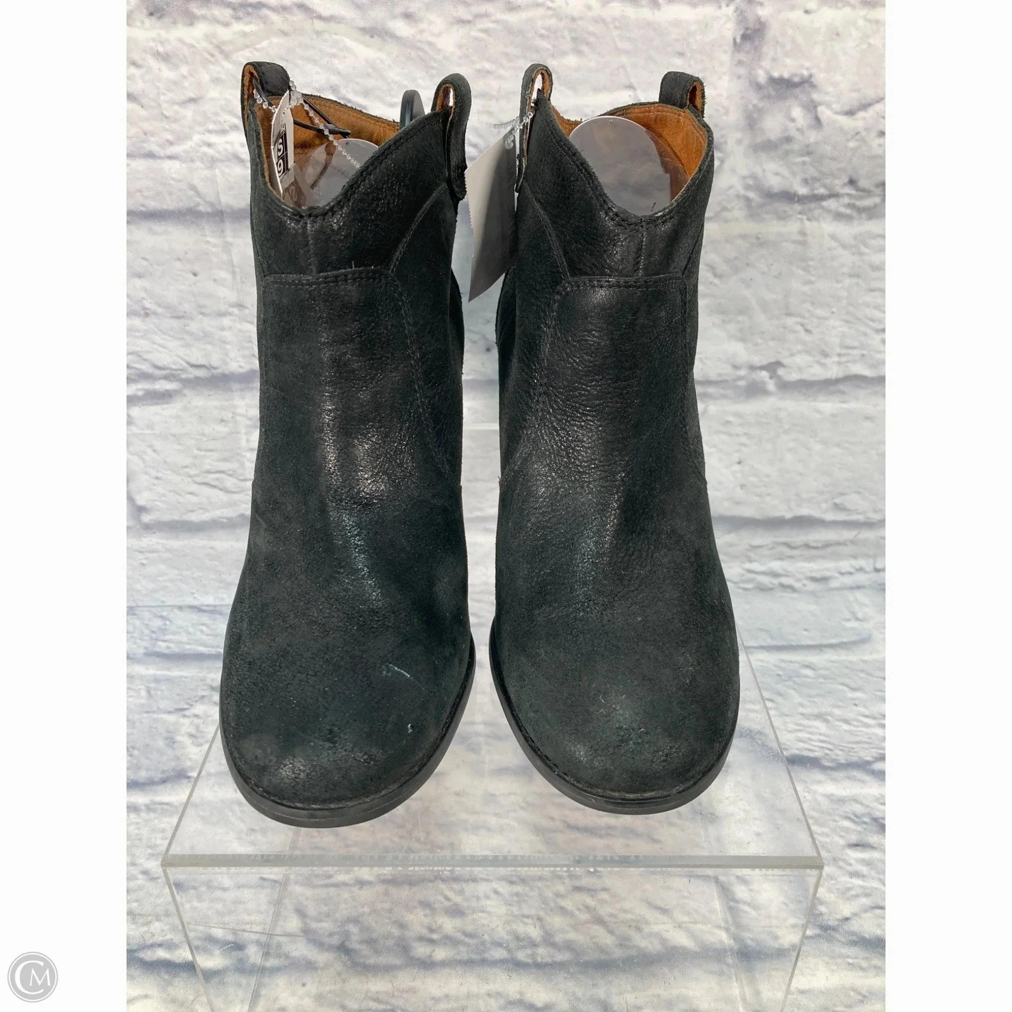 Breathable Mountain Hike Boots Ankle Heels By Clarks In Black, Size: 9.5