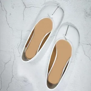 female shoes,Women's loafer, pig's trotters shoes scoop shoes  white brown black shallow shoes split toe women shoes