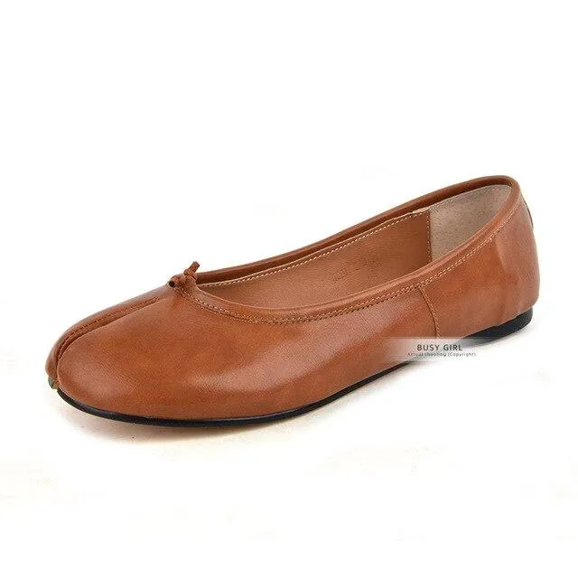 female shoes,Women's loafer, pig's trotters shoes scoop shoes  white brown black shallow shoes split toe women shoes