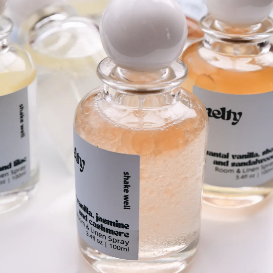 Fir, Cedarwood & Sandalwood Christmas Tree Scented Room & Linen Spray by themelty.co™