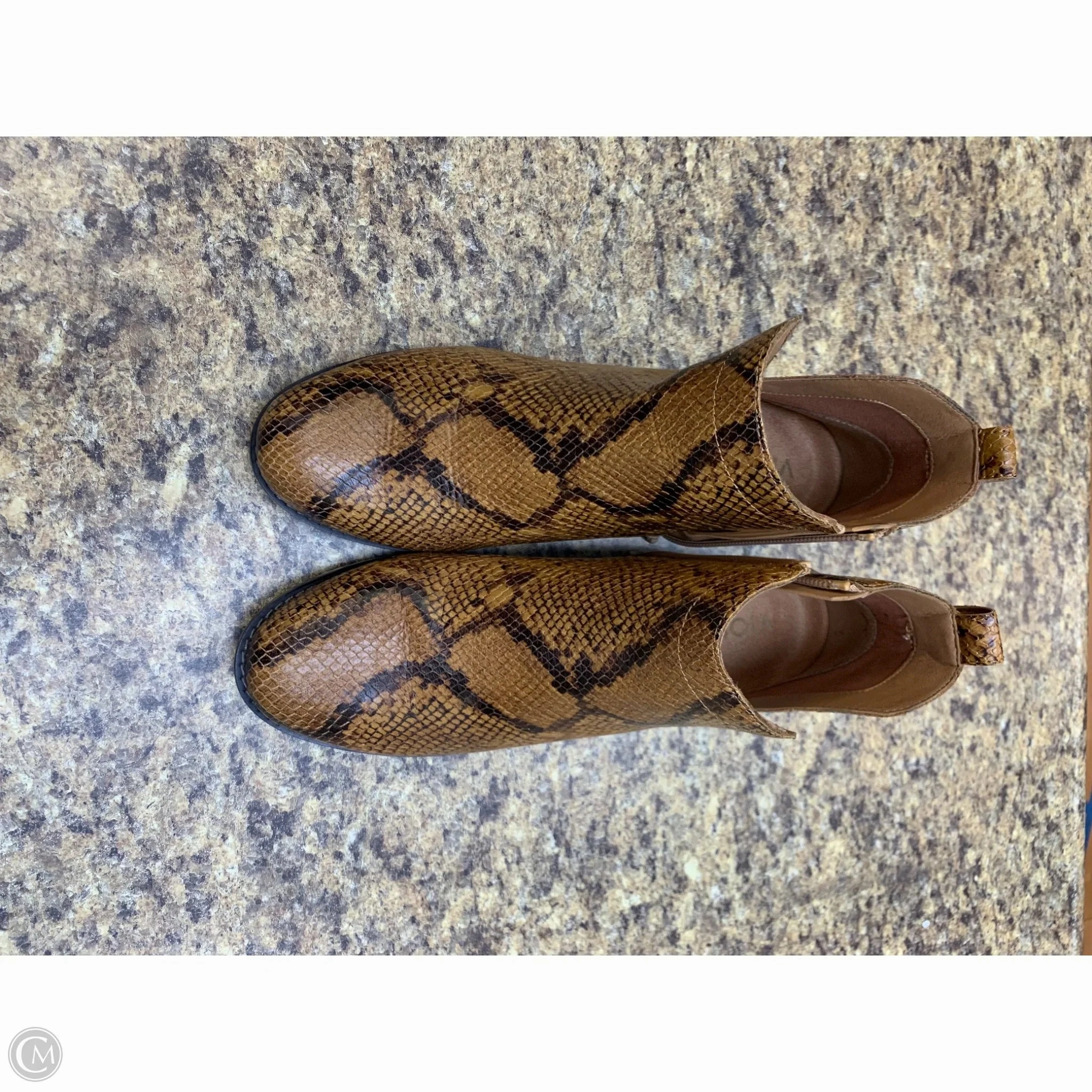 Urban Exploration Boots Ankle Flats By Vionic In Tan, Size: 8.5