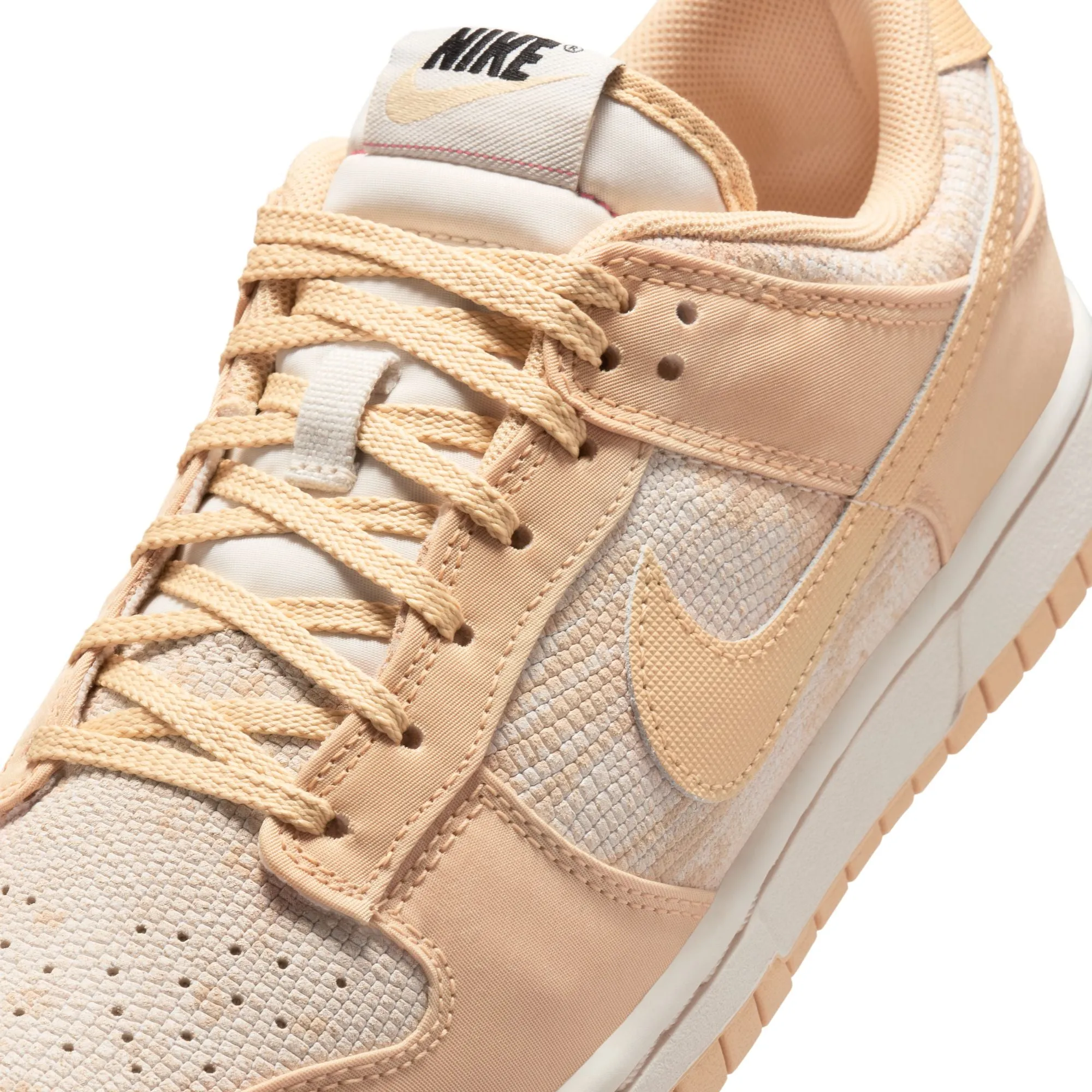 NIKE DUNK LOW Urban use Thermal Regulating Liners