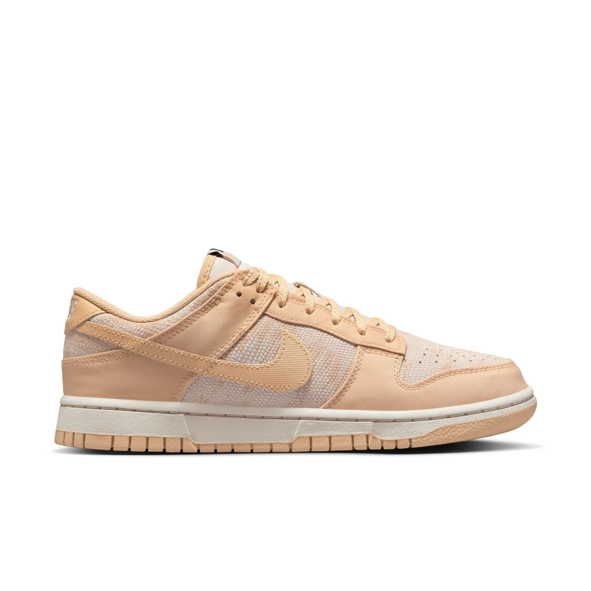 Any Weather Comfort Midsole NIKE DUNK LOW