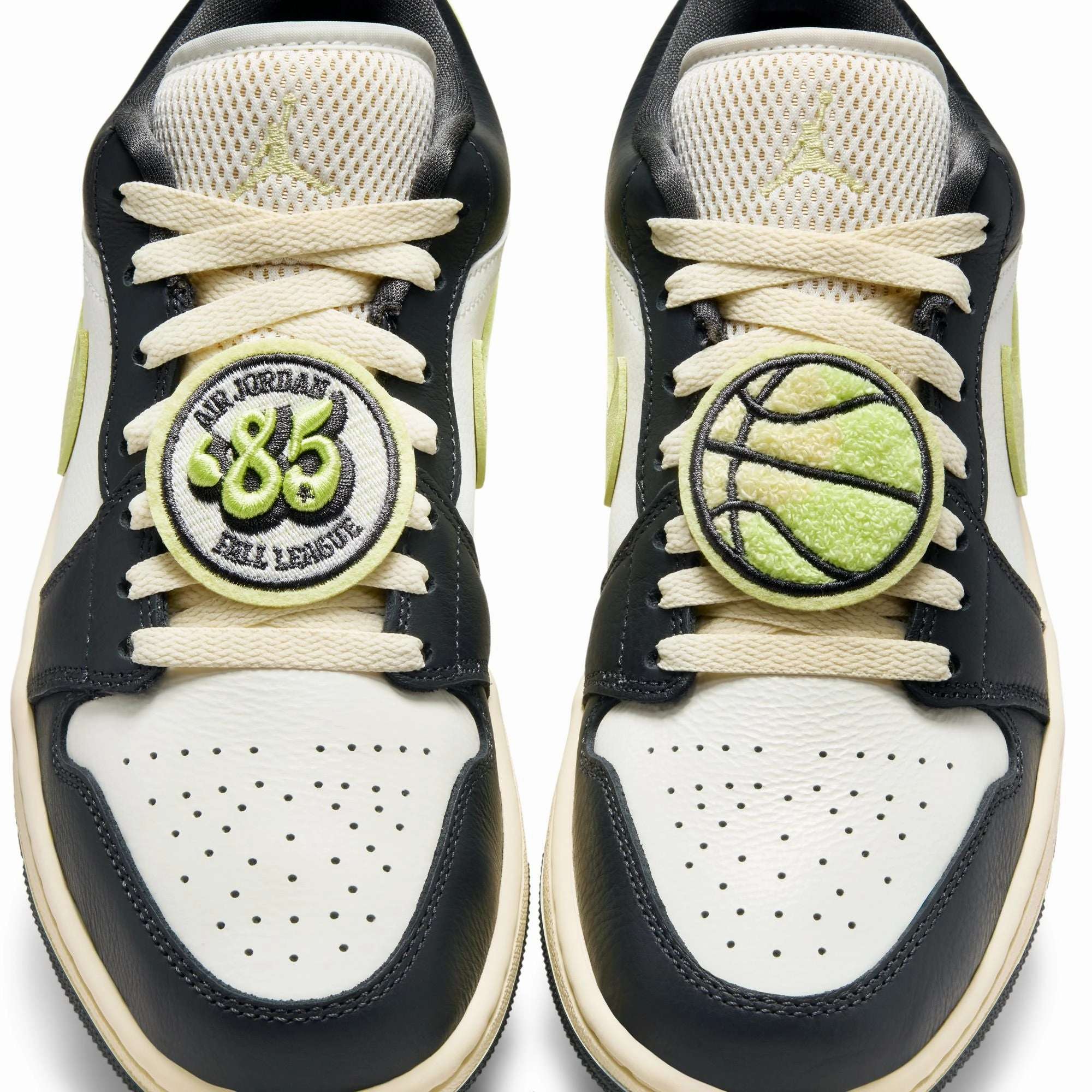 Air Jordan 1 Womens Low SE Shoes Functional utility Stable Fit