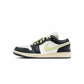 Air Jordan 1 Womens Low SE Shoes Molded Arch Cradle competitive event shoe purpose