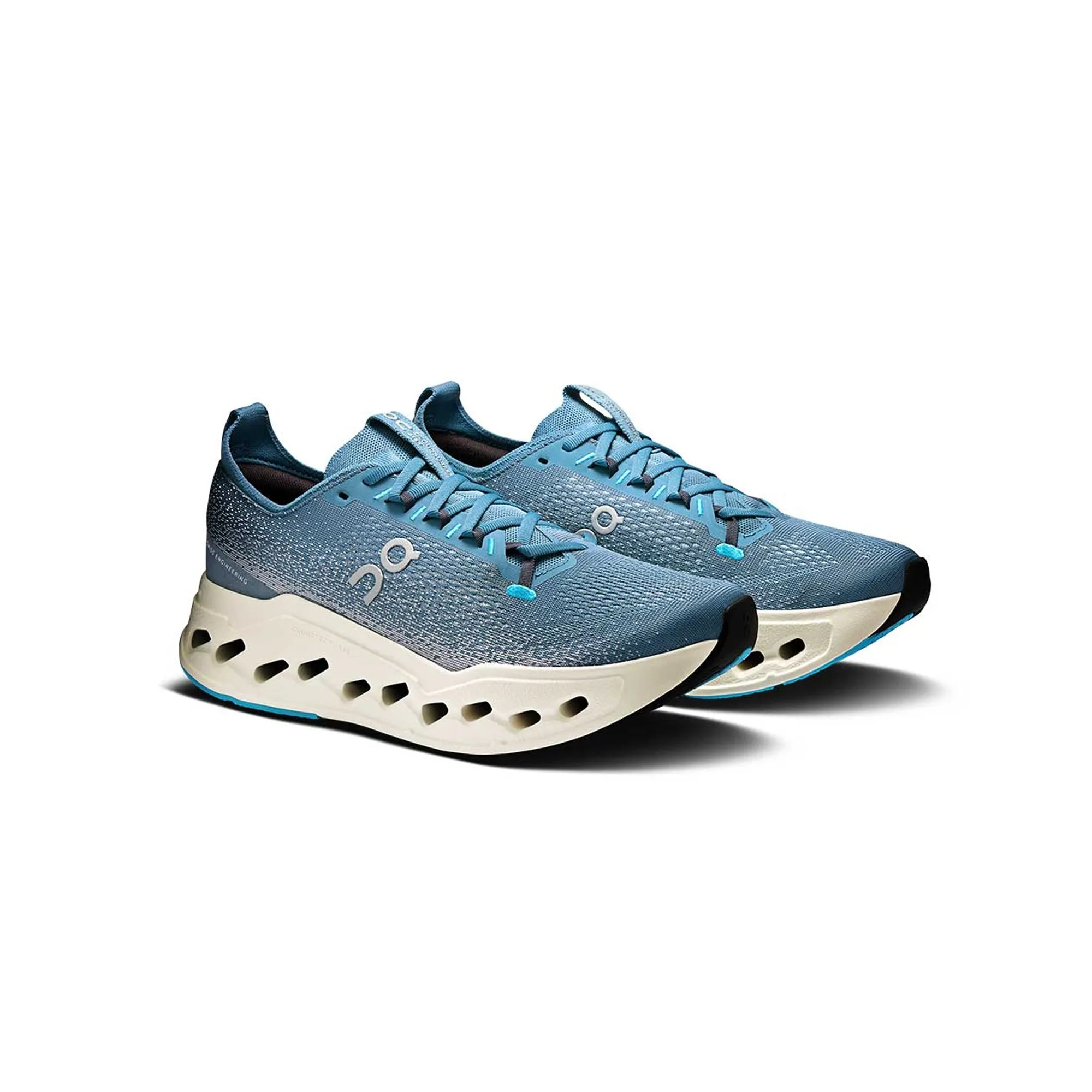Seamless Upper Engineering On Running Mens Cloudsurfer Max Shoes