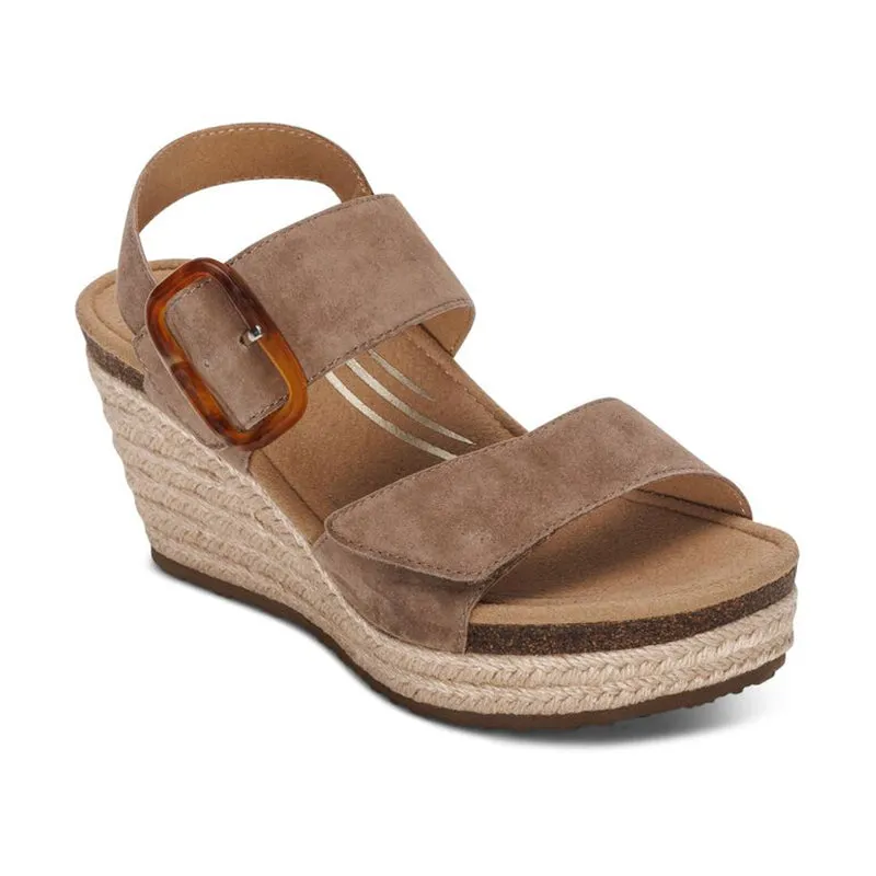 Supportive structure Adjustable lacing Women's Ashley Taupe