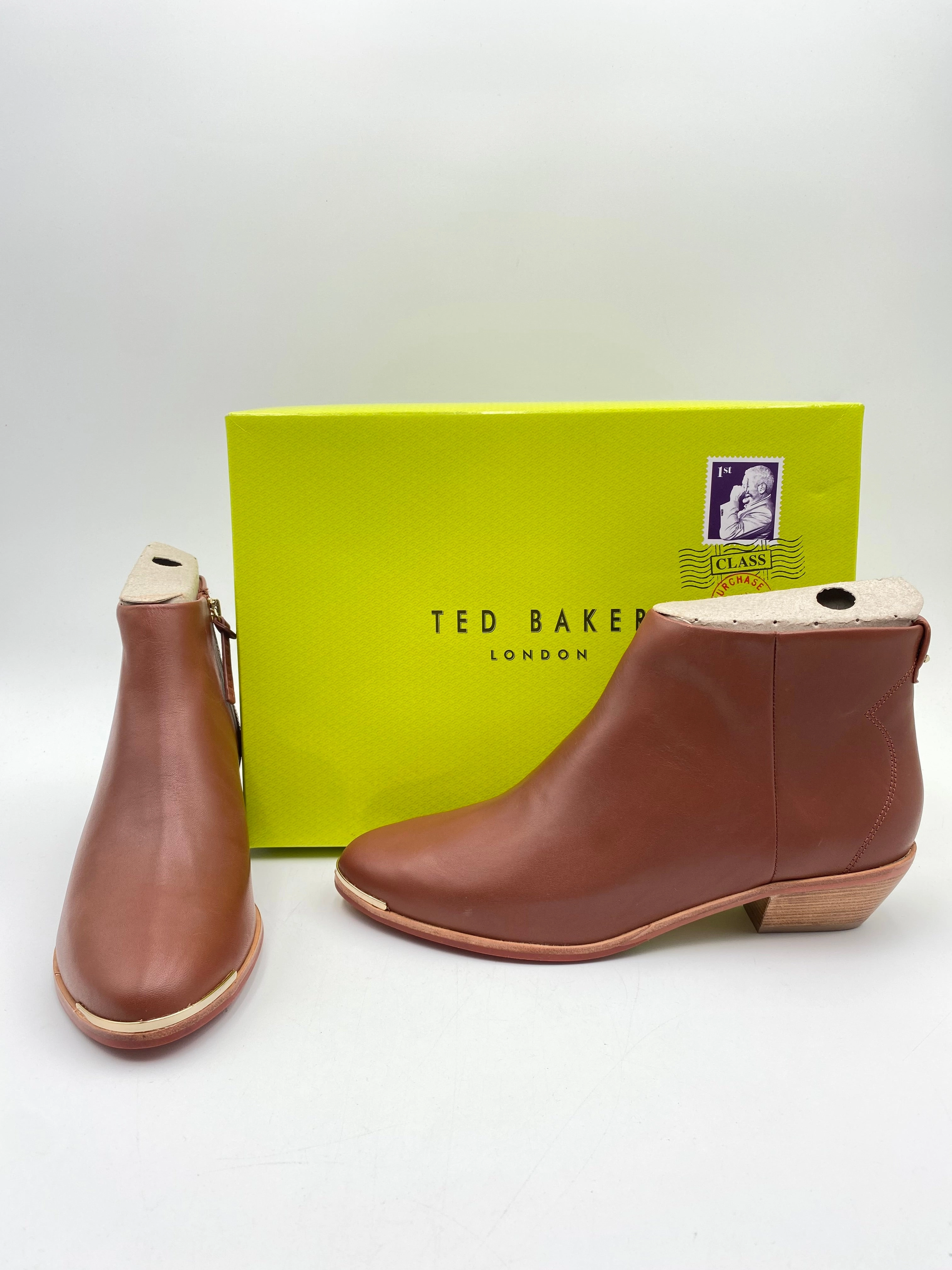 Boots Ankle Flats By Ted Baker In Brown, Size: 10 Secure Grip Practical