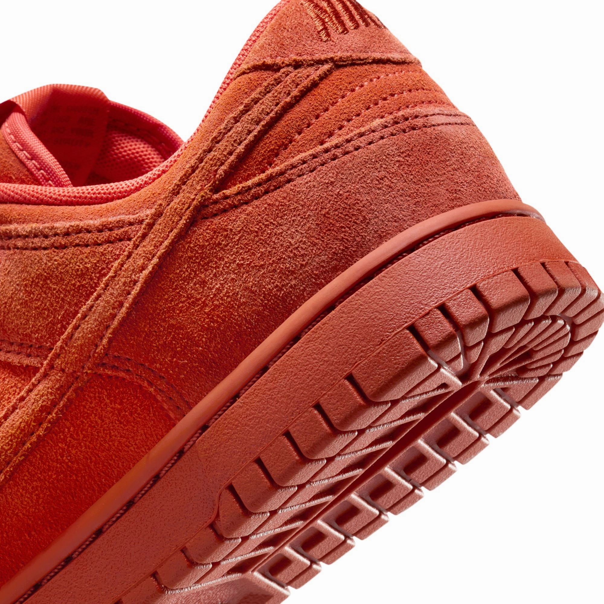 Wide Base Support Nike Womens Dunk Low SE Shoes