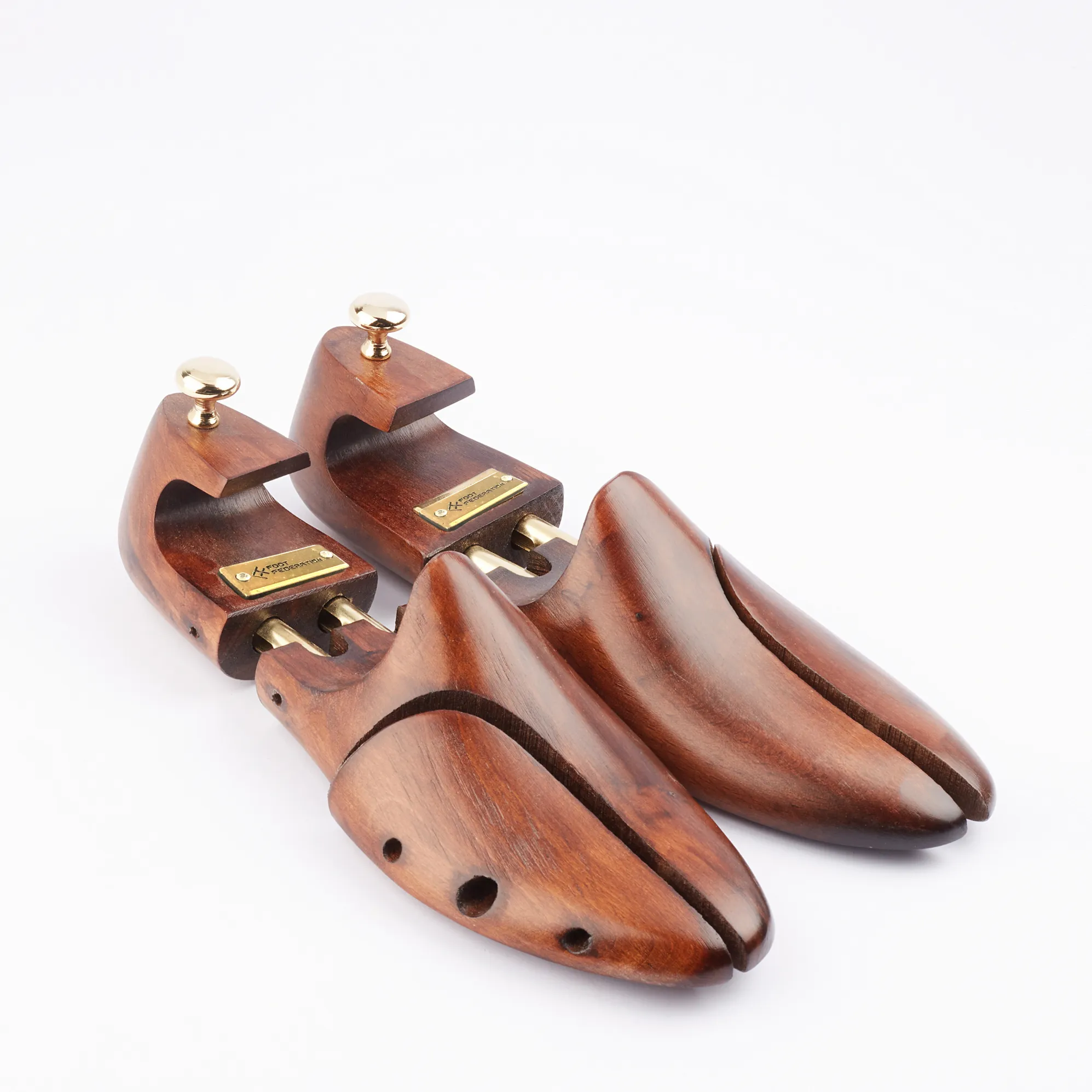 FOOT FEDERATION BROWN COLOR MEN'S WOODEN SHOE TREE WITH TWIN TUBES