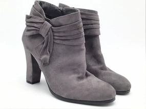 Boots Ankle Heels By Impo In Grey, Size: 10 Light Weight Businessman
