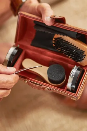 Gentlemans Shoe Shine Kit