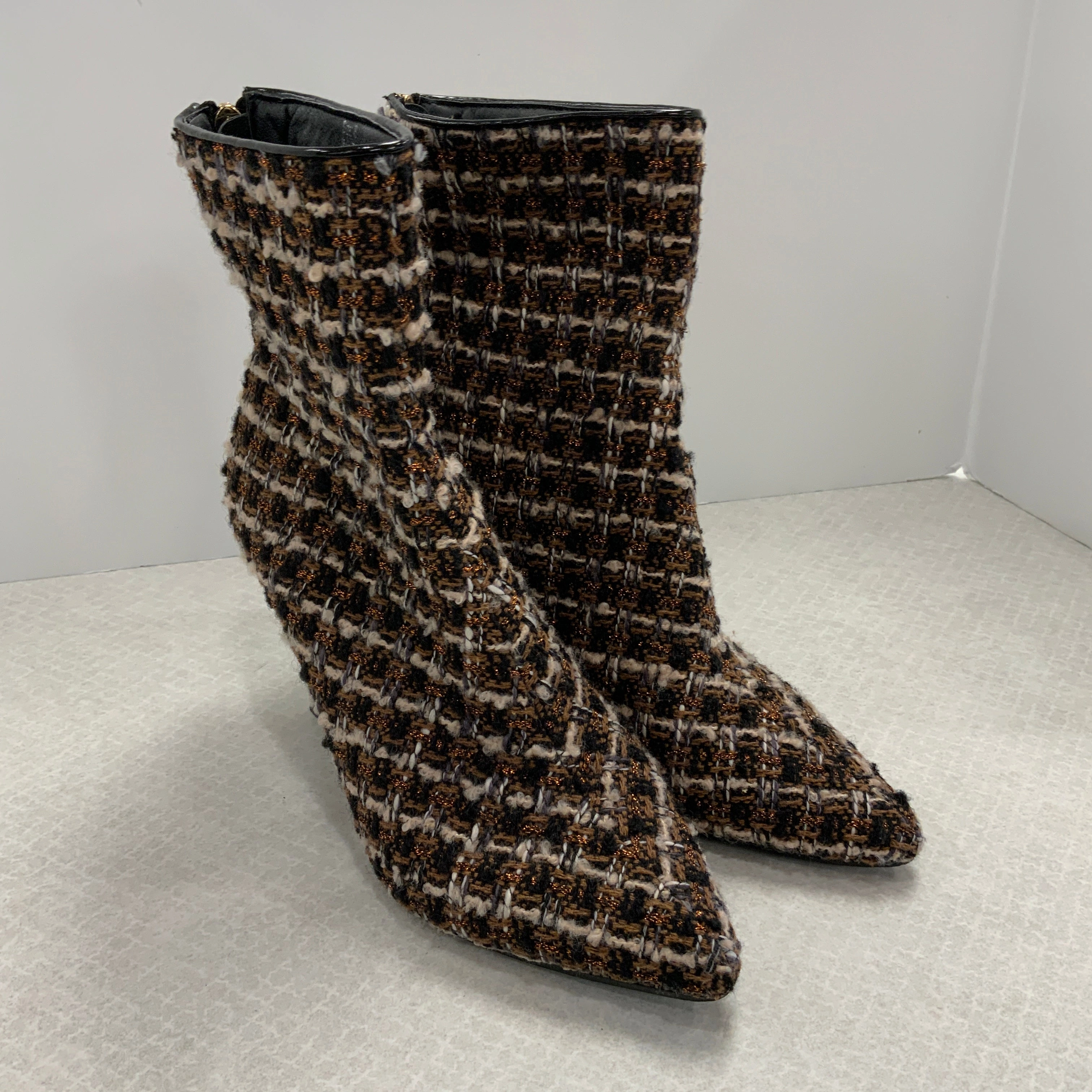 Comfortable Shank Elastic Band Boots Ankle Heels By New York And Co In Black & Brown, Size: 8