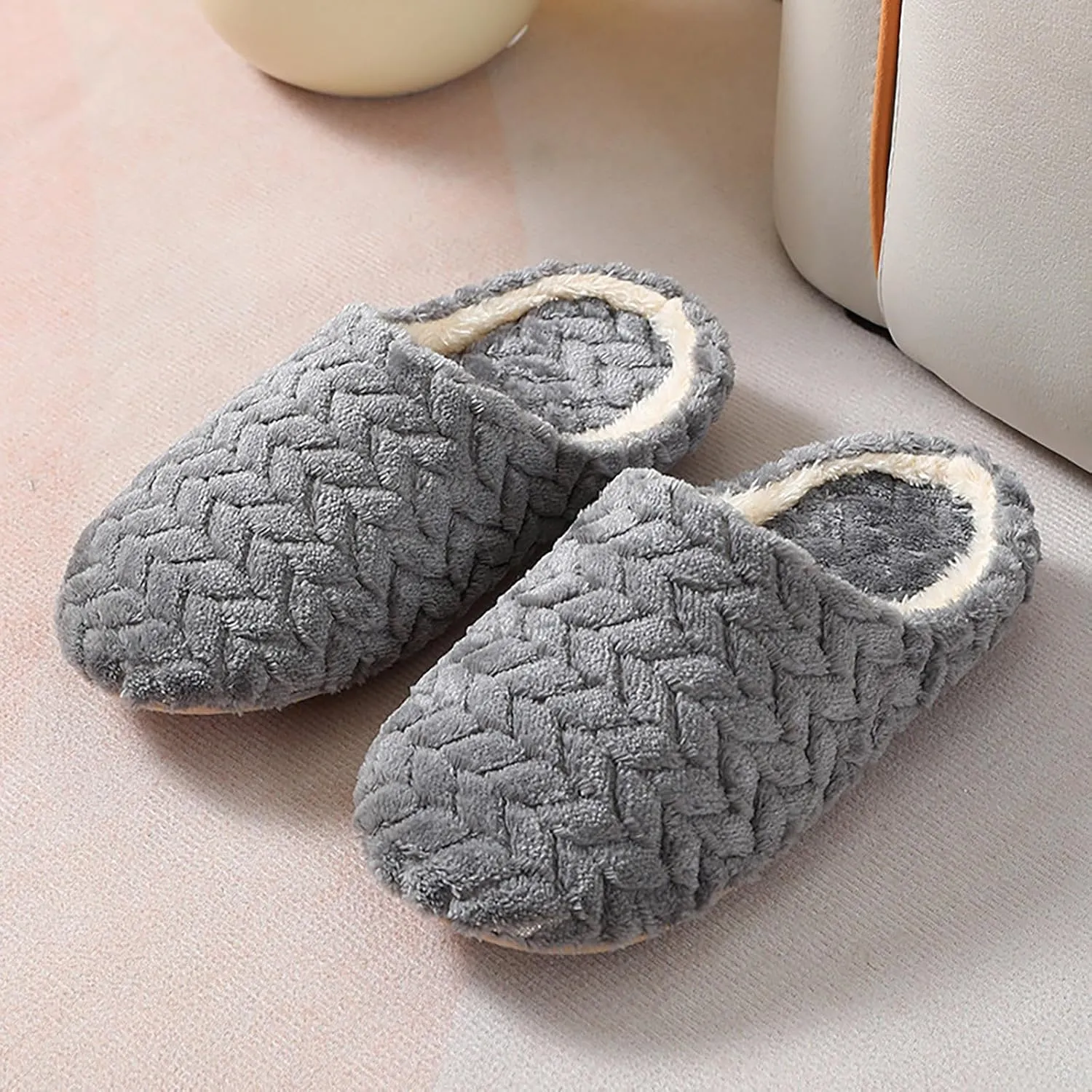 House Slippers for Woman Fuzzy Memory Foam Slippers Cozy Bedroom Slippers Plush Warm Slip-on Indoor Shoes