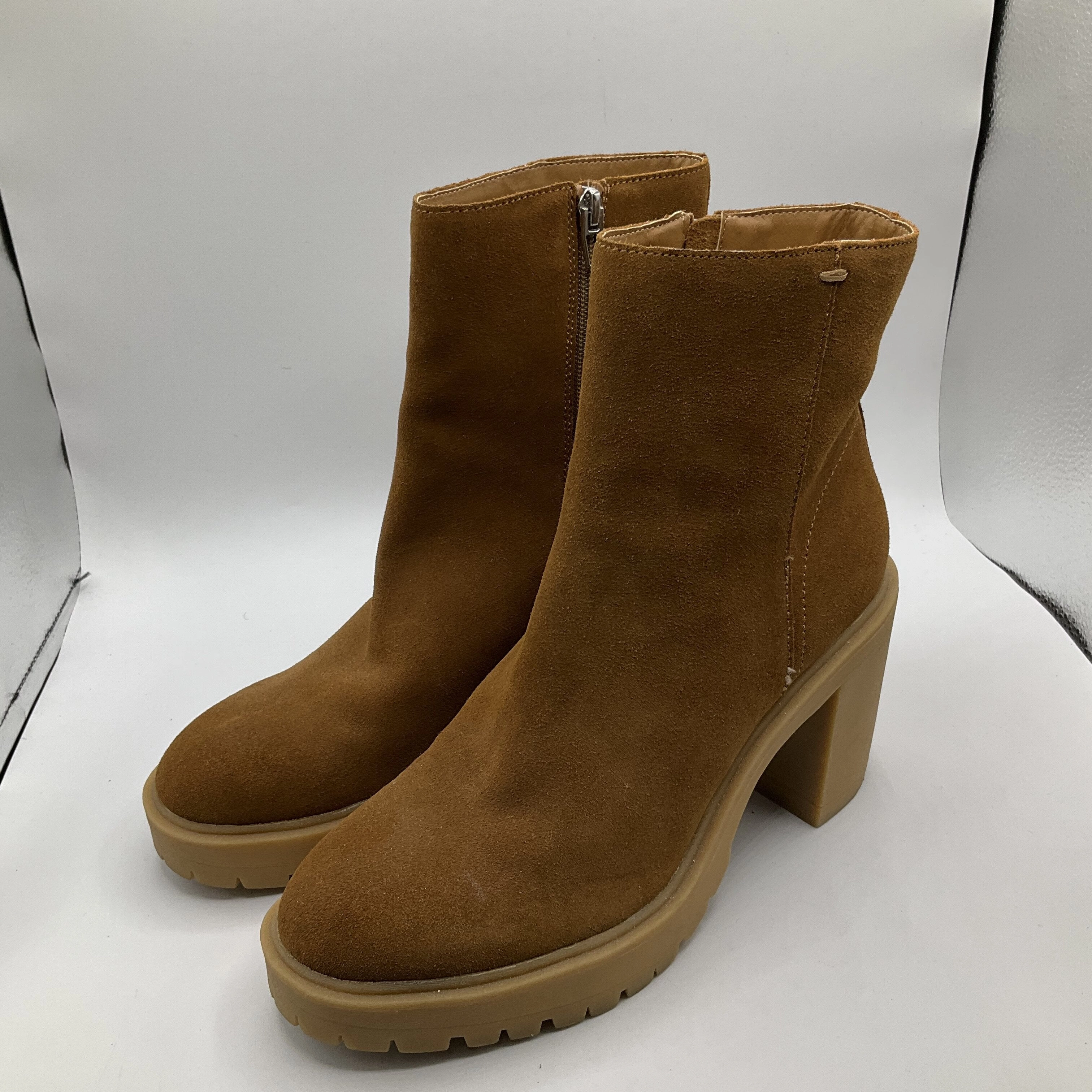 Slip Resistant City Walking ergonomic Boots Ankle Heels By Dolce Vita  Size: 10