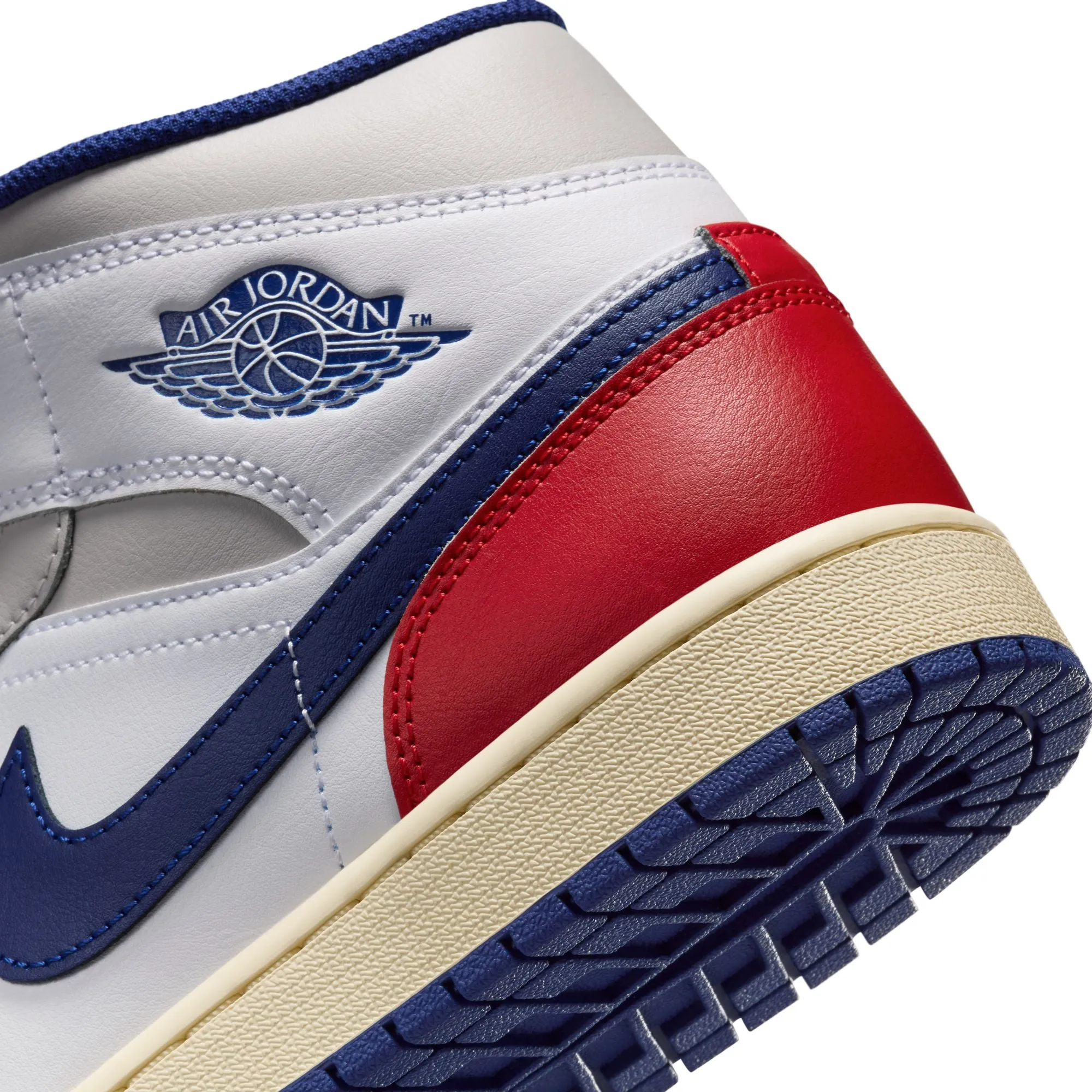 Asymmetric Lacing Footbed Contouring Air Jordan 1 Mens Mid Shoes